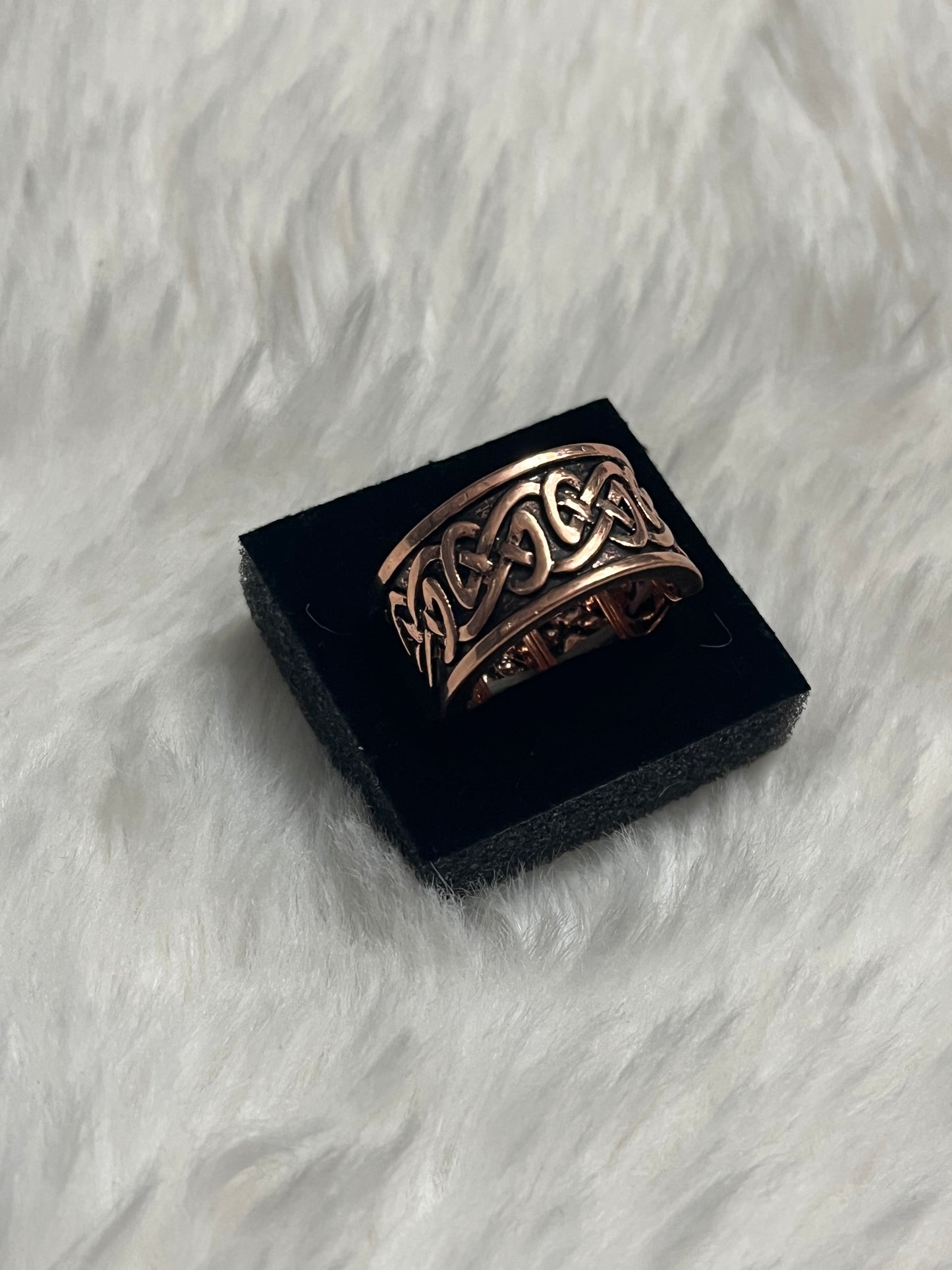 Celtic Knot Paparazzi Ring