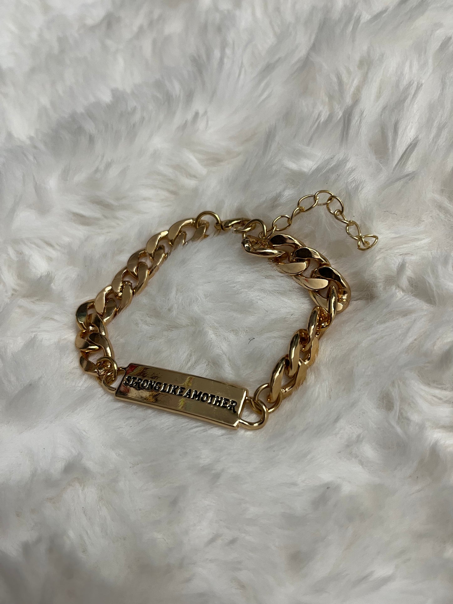 Strong Like a Mother Paparazzi Bracelet