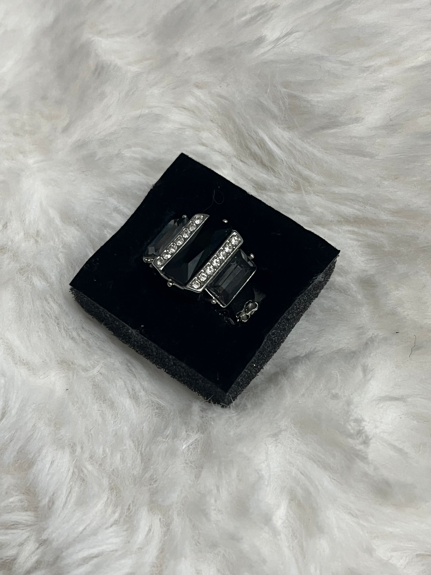 Jeweled Paparazzi Ring