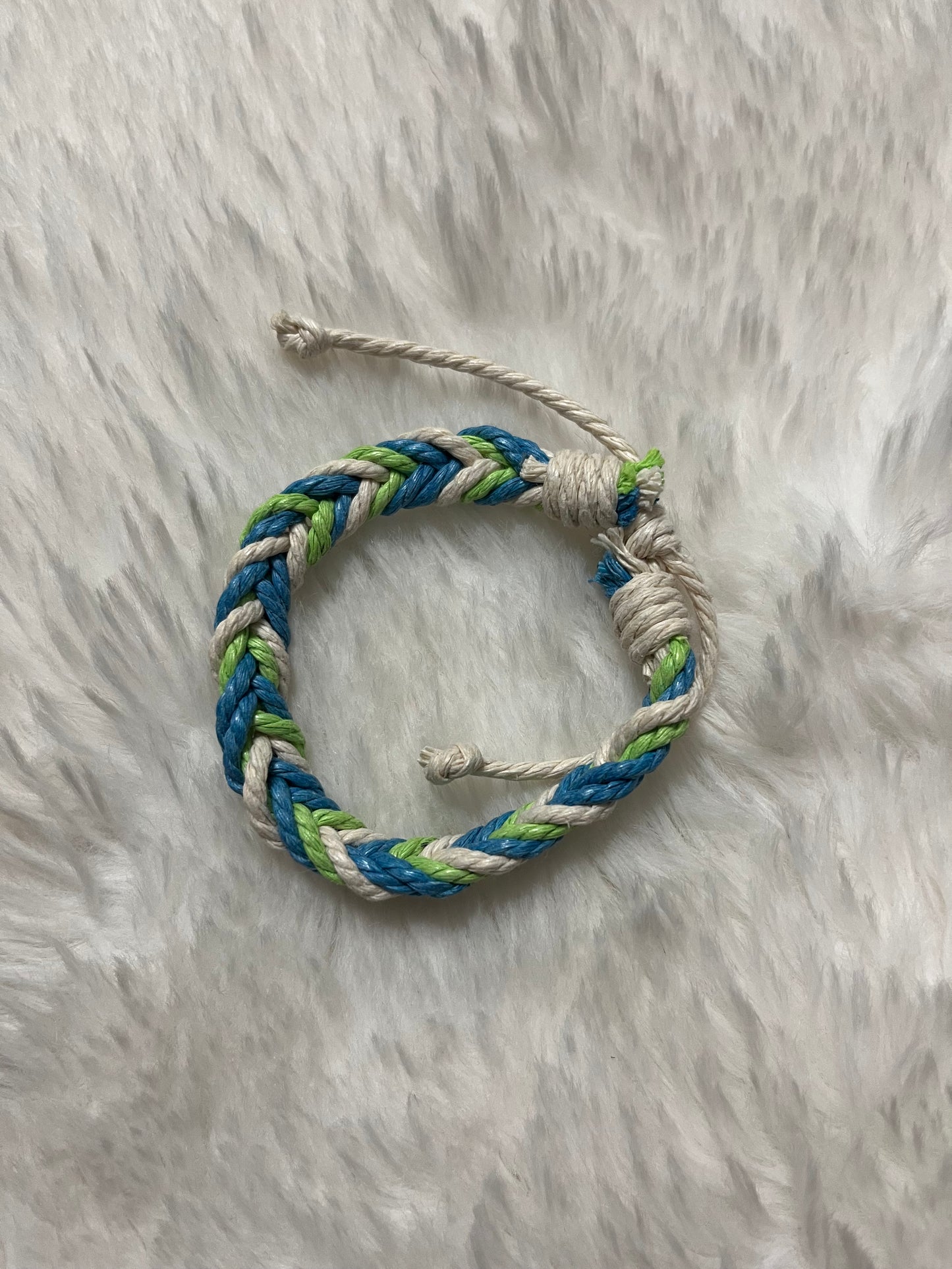 Ocean Twist Paparazzi Bracelet
