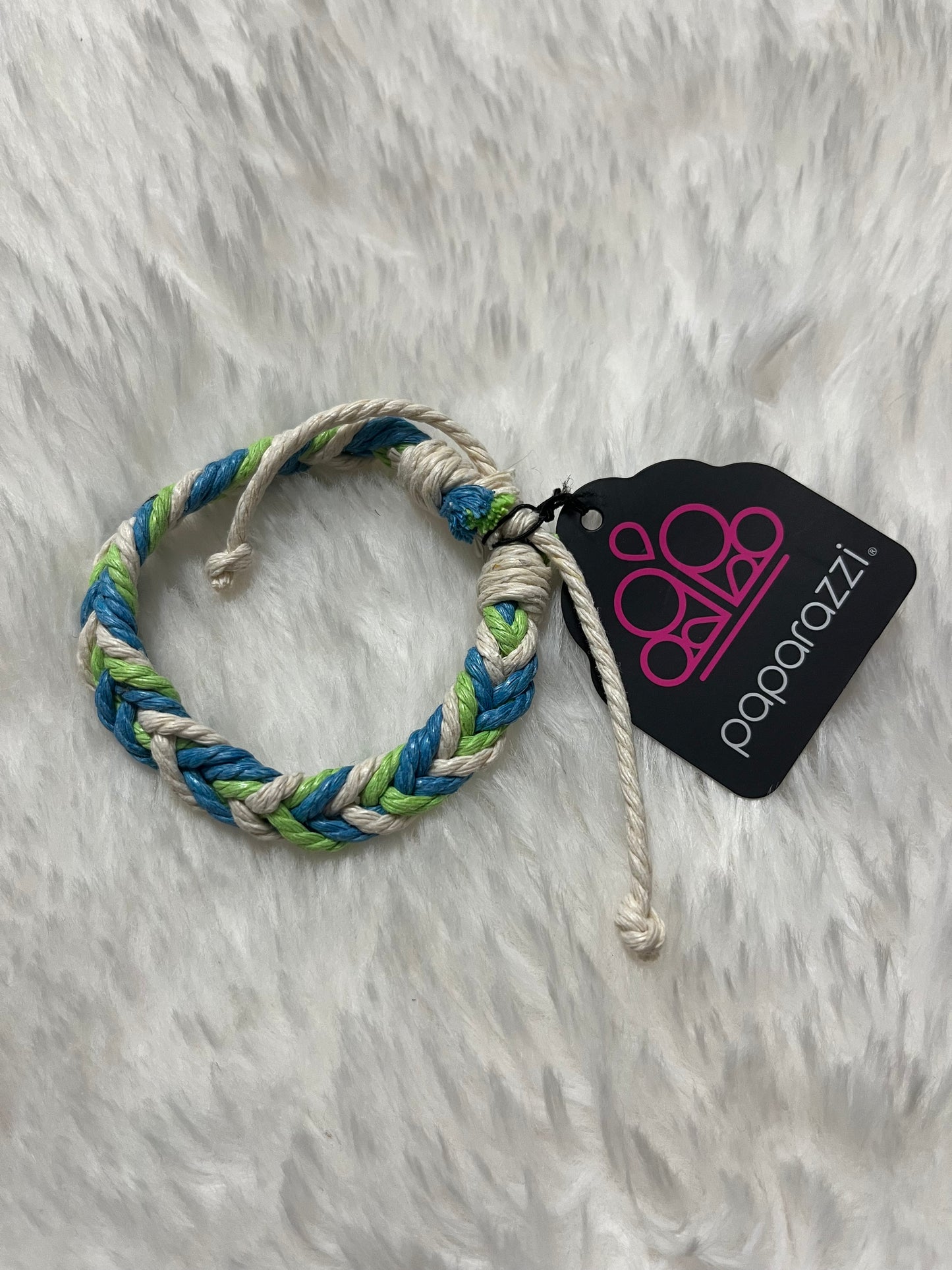 Ocean Twist Paparazzi Bracelet