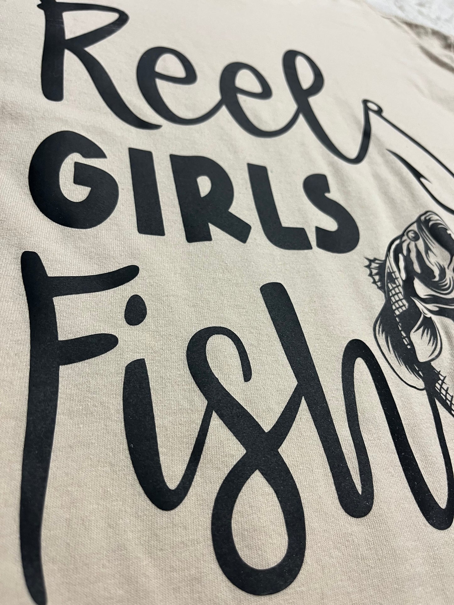 Reel Girls Fish Top