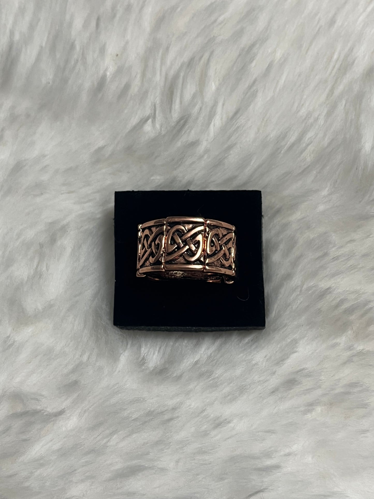 Celtic Knot Paparazzi Ring