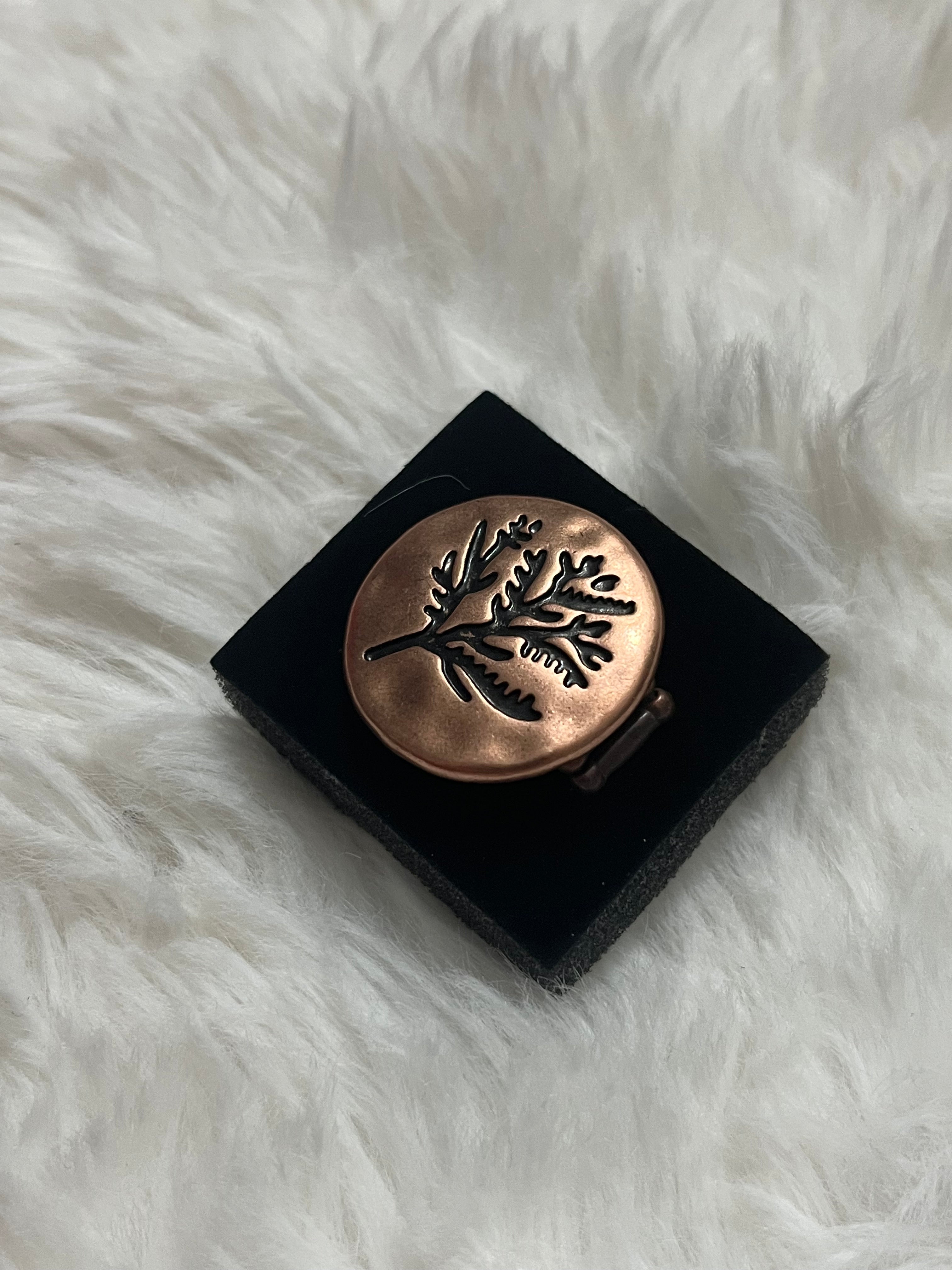 Branched Out Beauty Paparazzi Ring