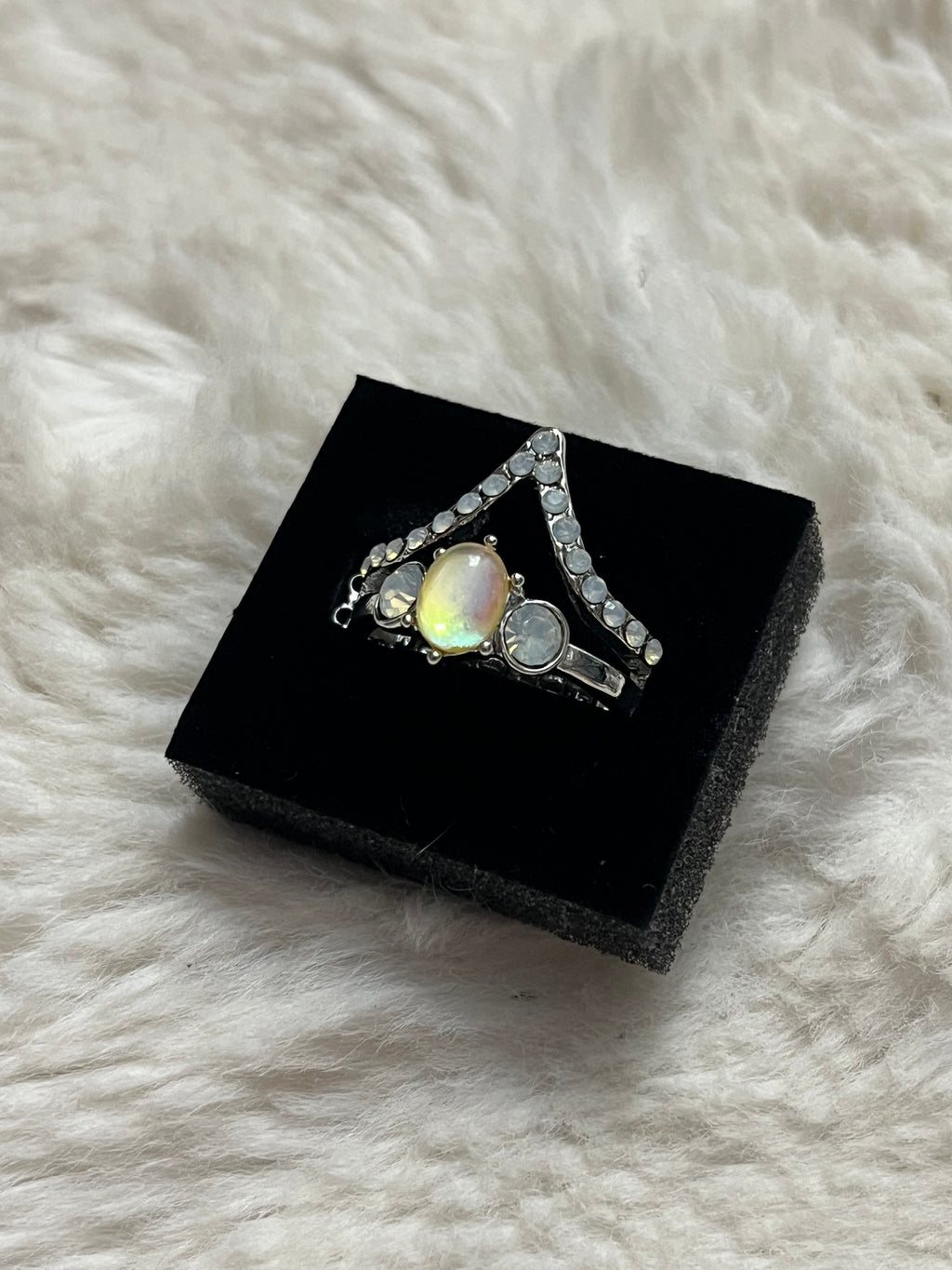 Chevron Celebrity Paparazzi Ring