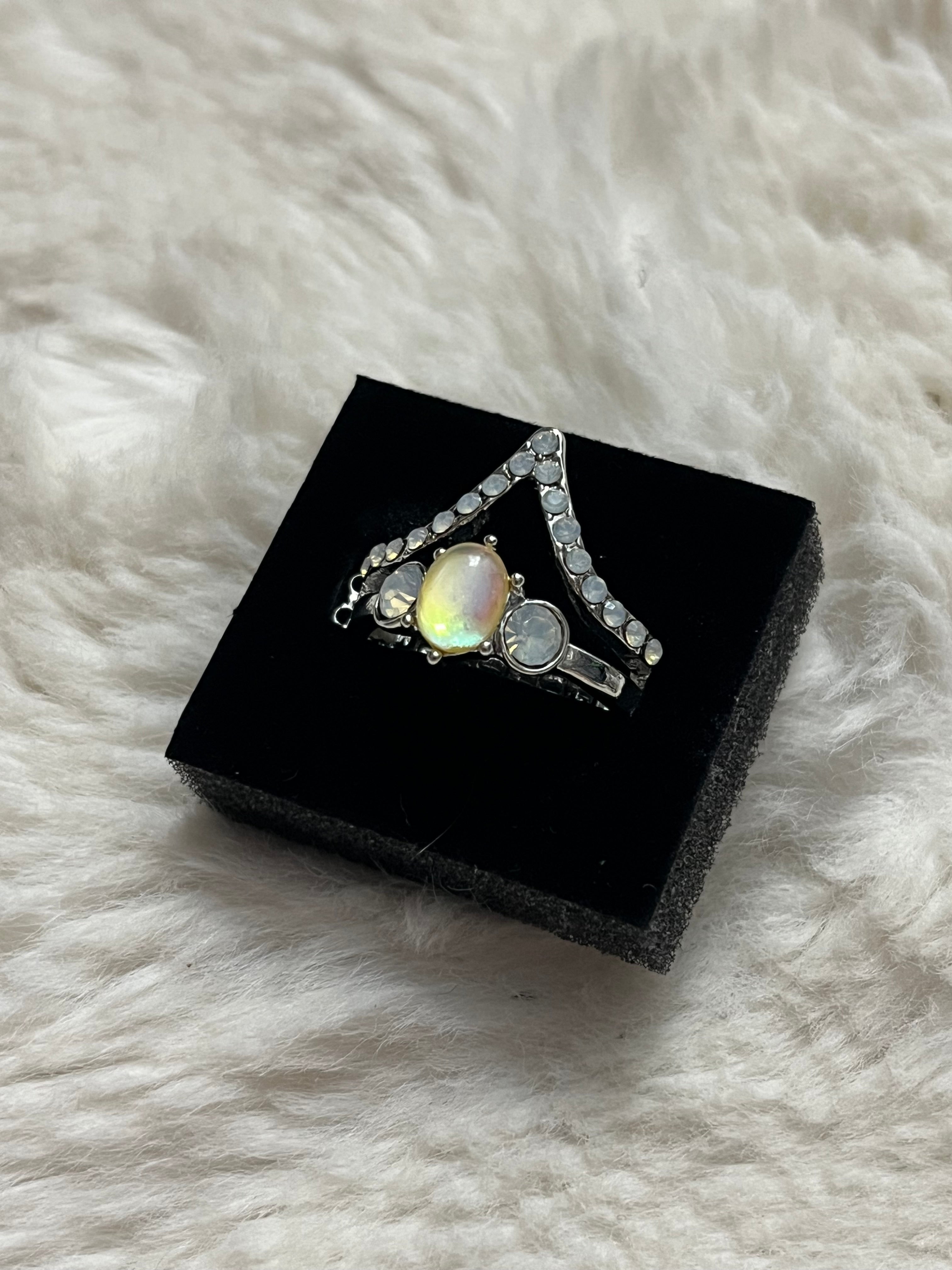 Chevron Celebrity Paparazzi Ring