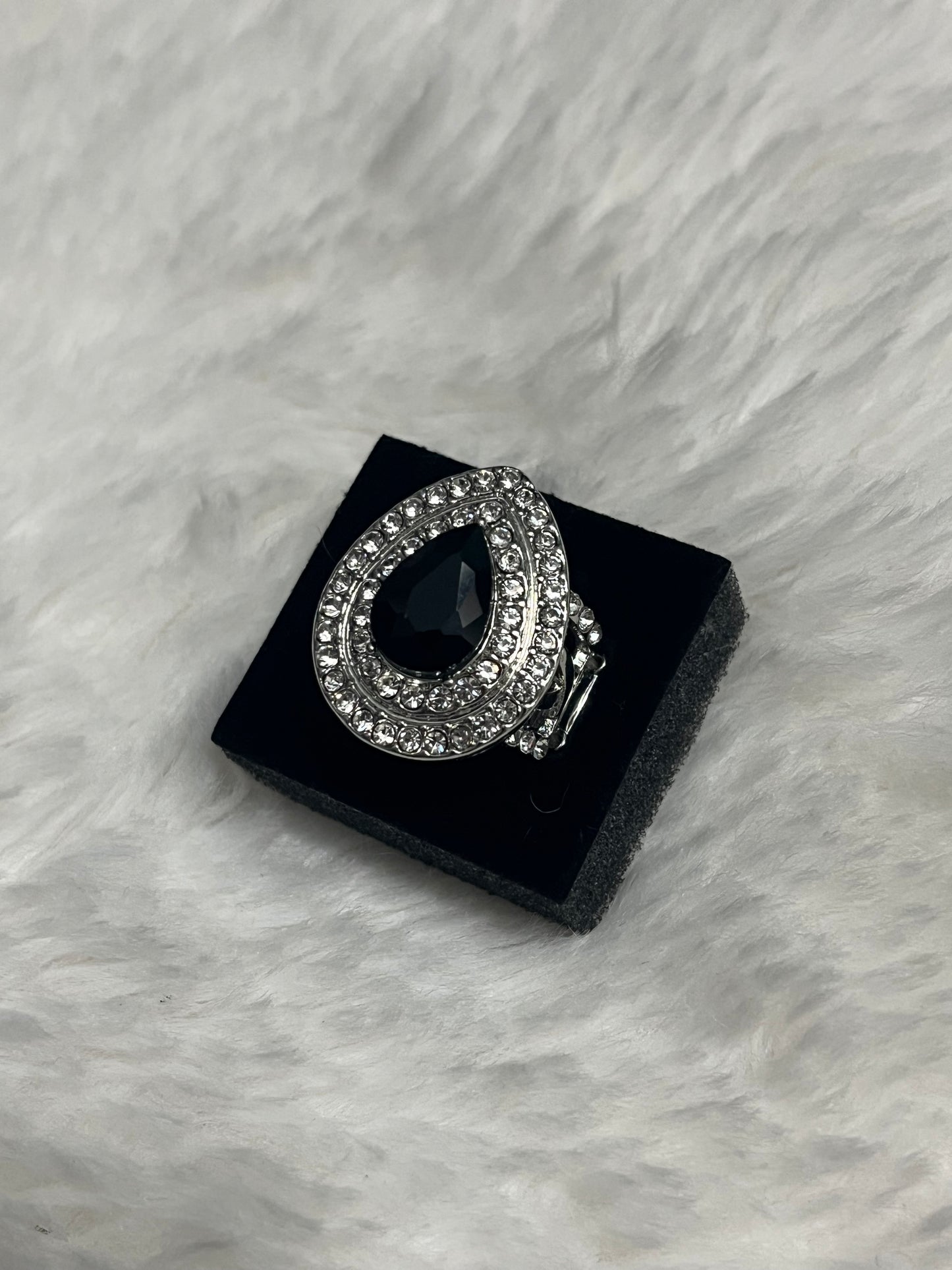 Tear Drop Paparazzi Ring