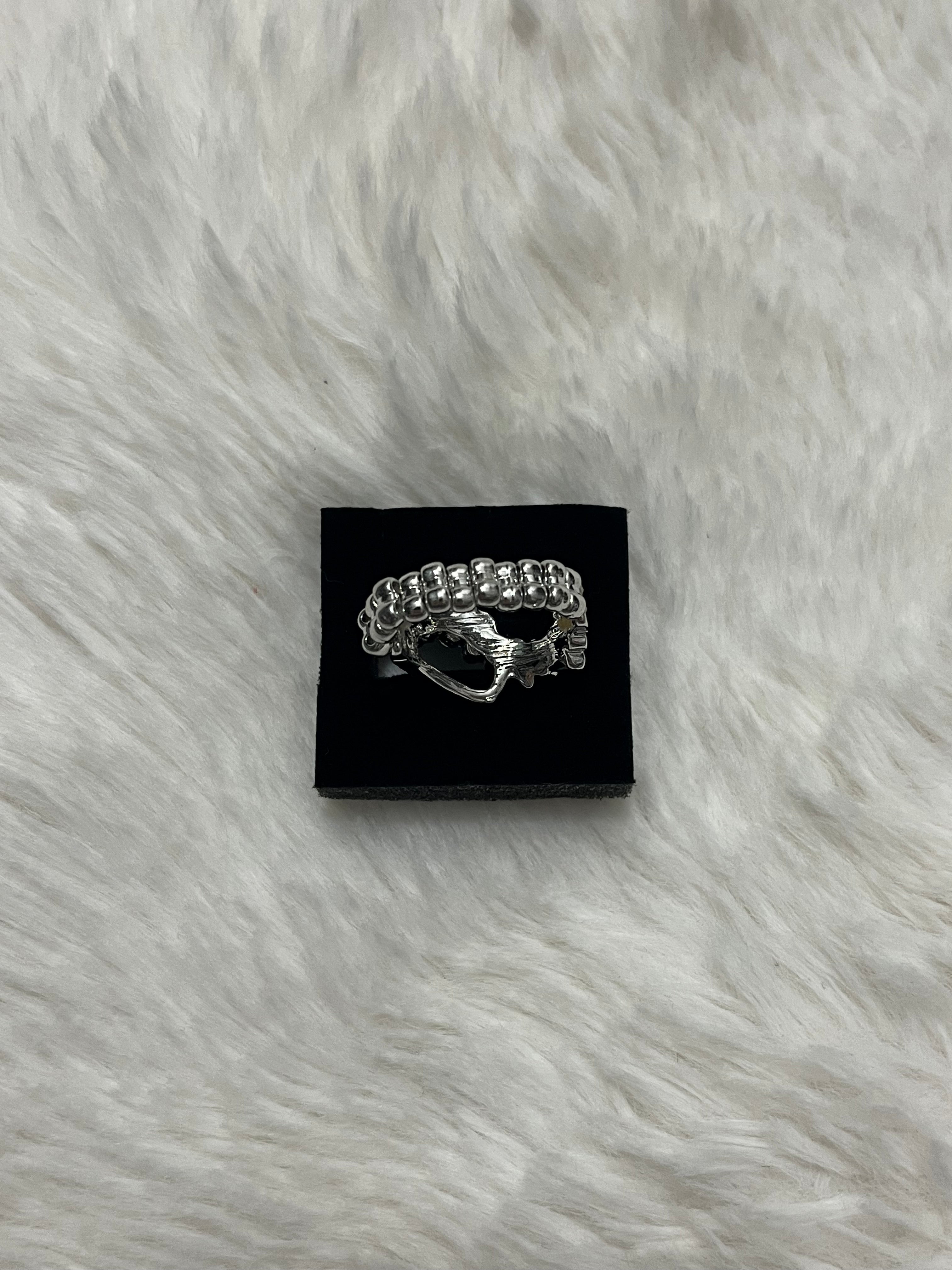 Captivating Corsage Paparazzi Ring
