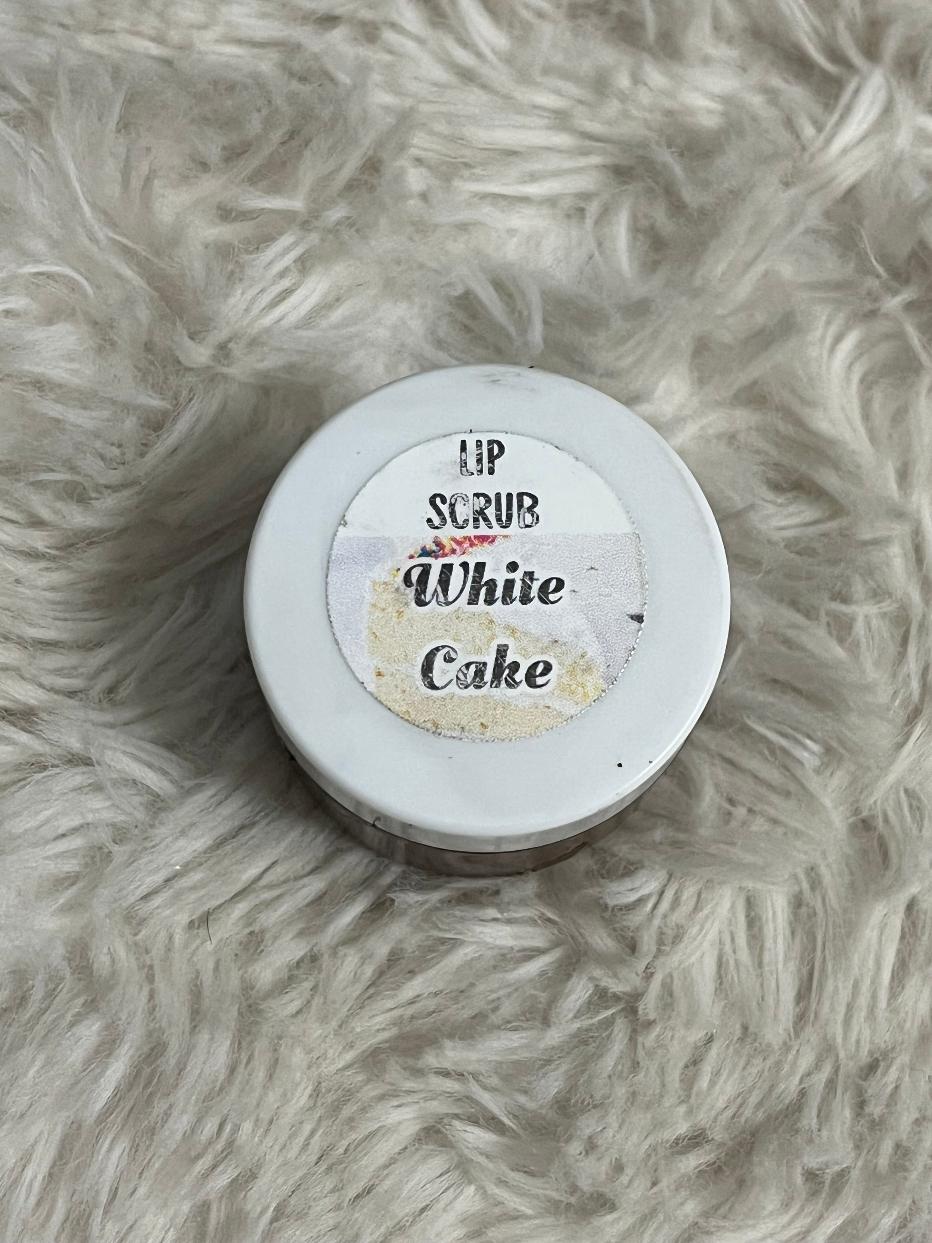 White Cake Lip Scrub