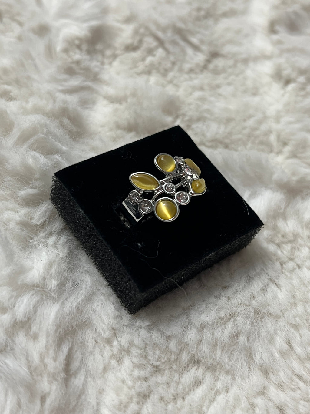 Leafy Luster Paparazzi Ring