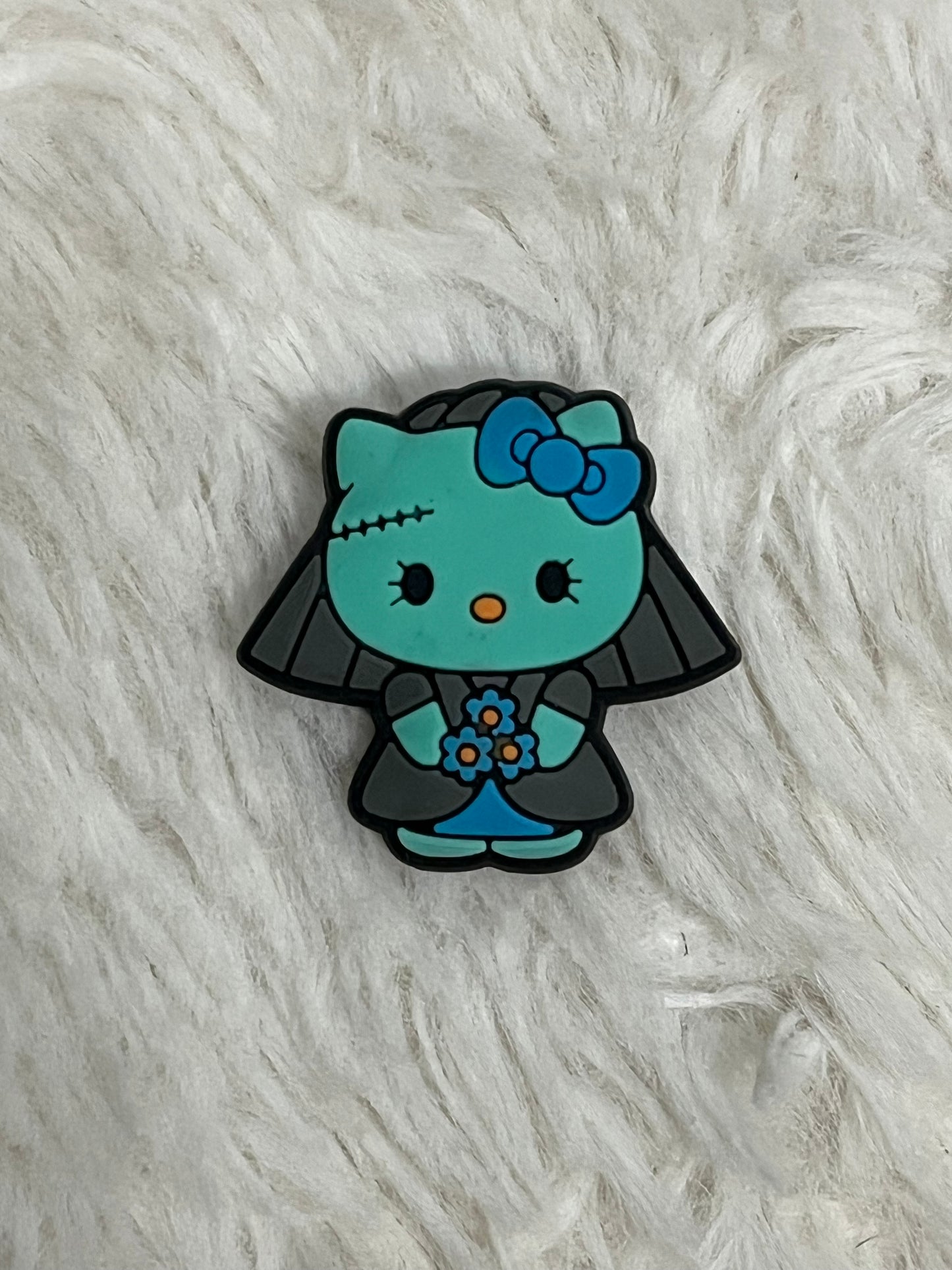 Hello Kitty (Character) Shoe Charms