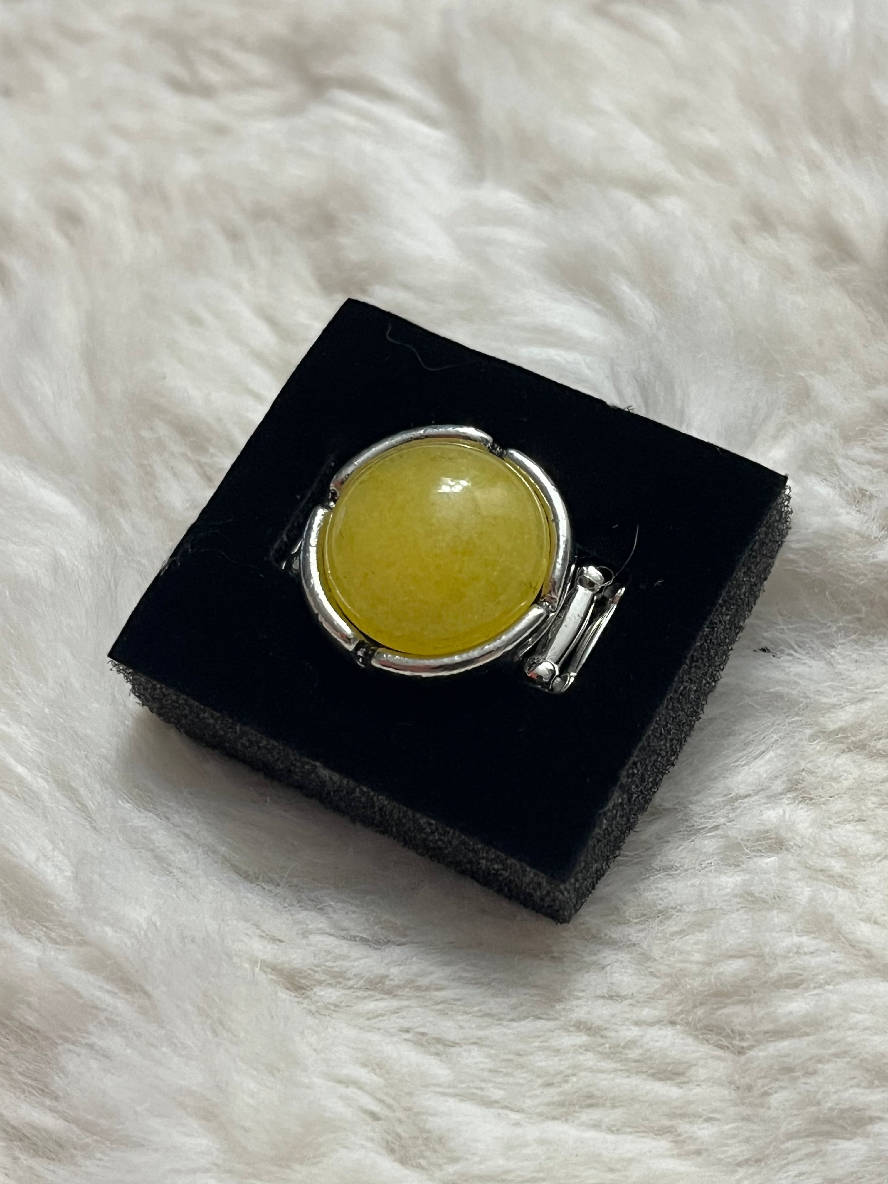 Dreamy Dunes Paparazzi Ring
