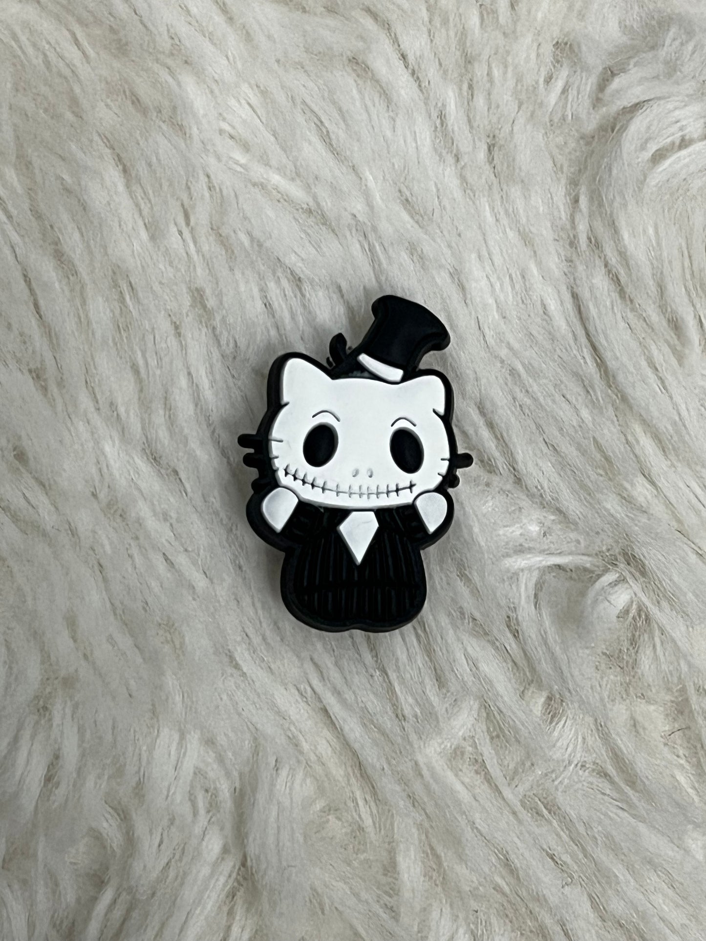 Hello Kitty (Character) Shoe Charms