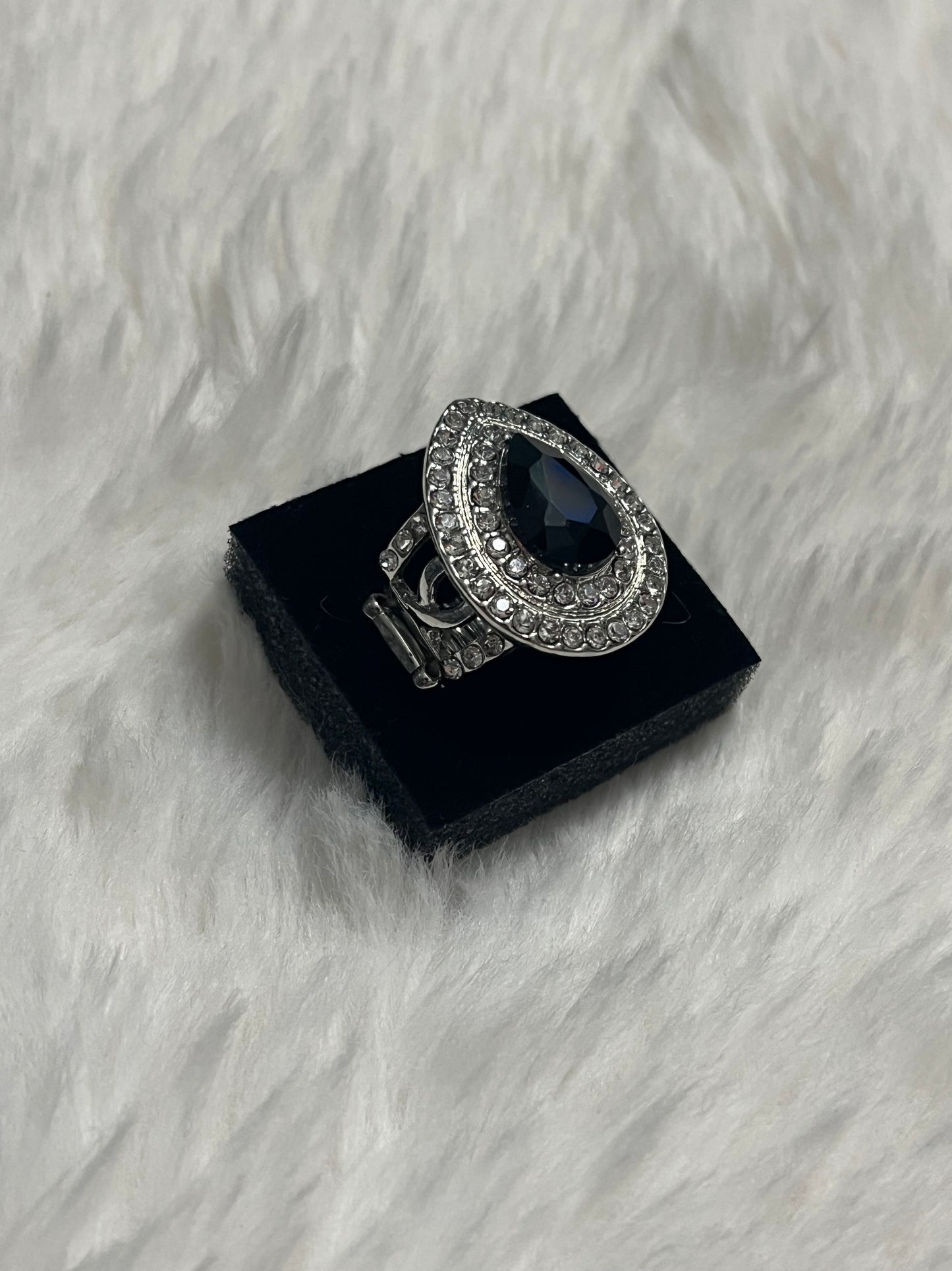 Tear Drop Paparazzi Ring
