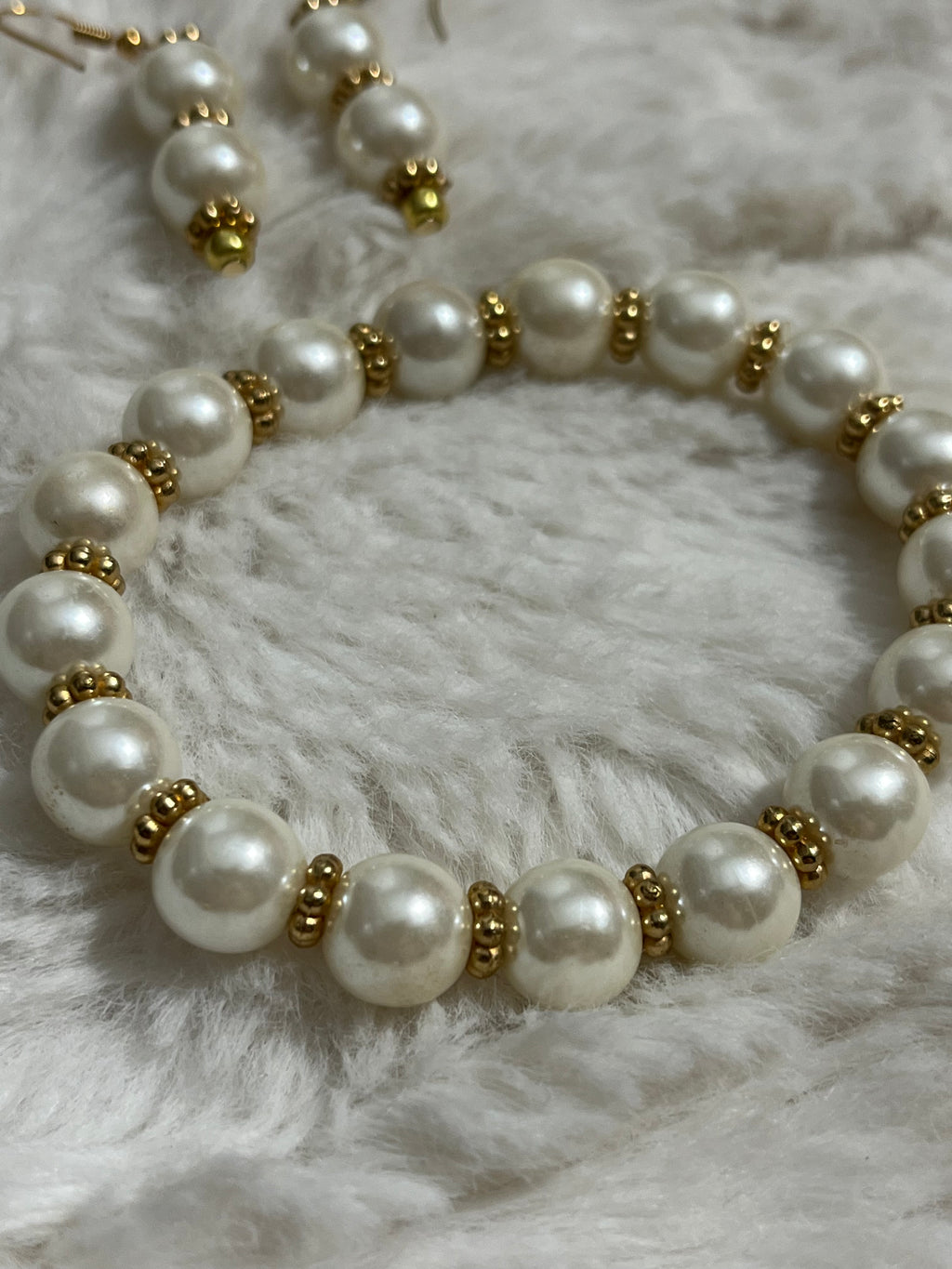 Classic Pearl Bracelet Set
