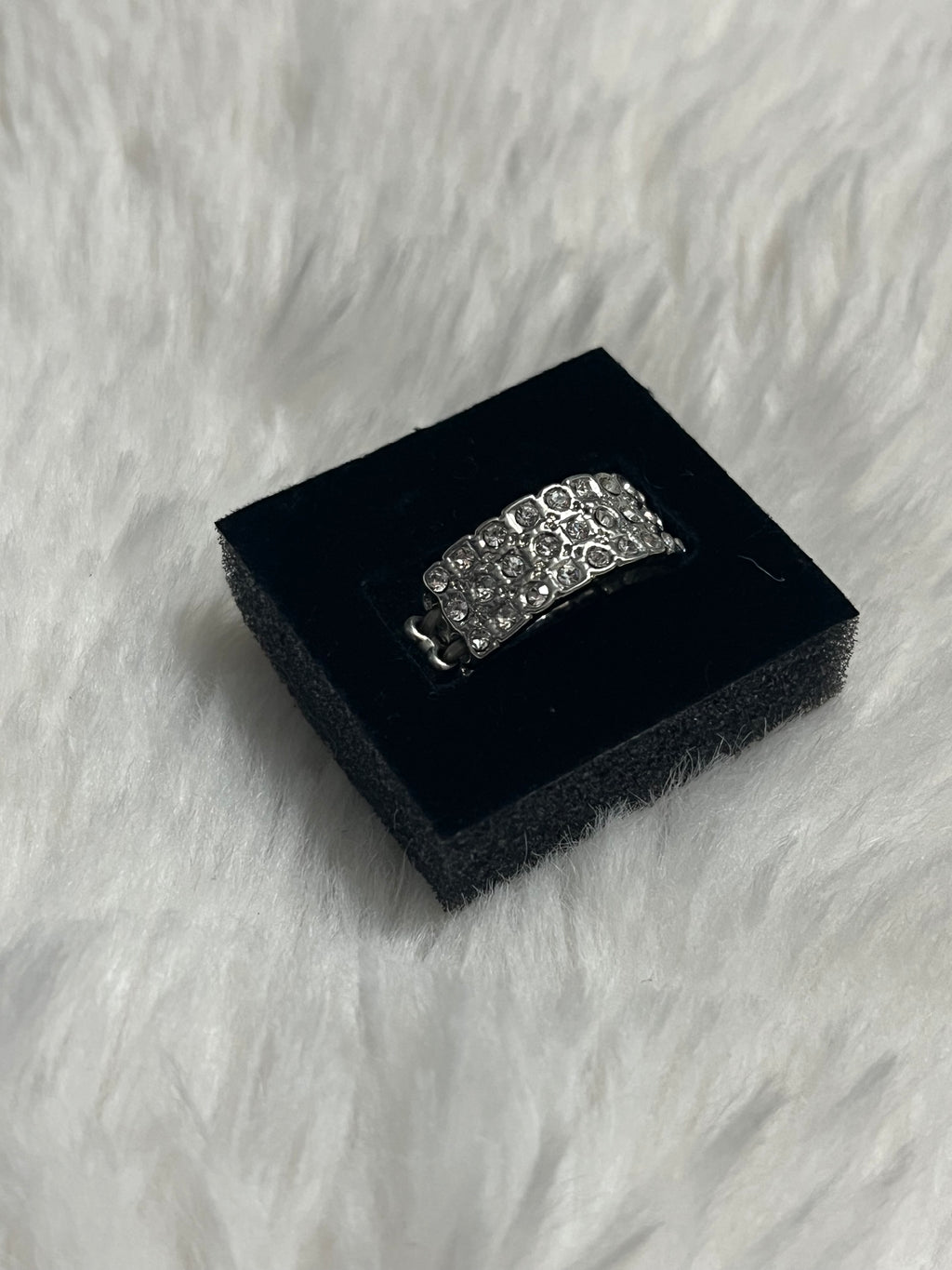 Feeling Fab-YOU-less Paparazzi Ring