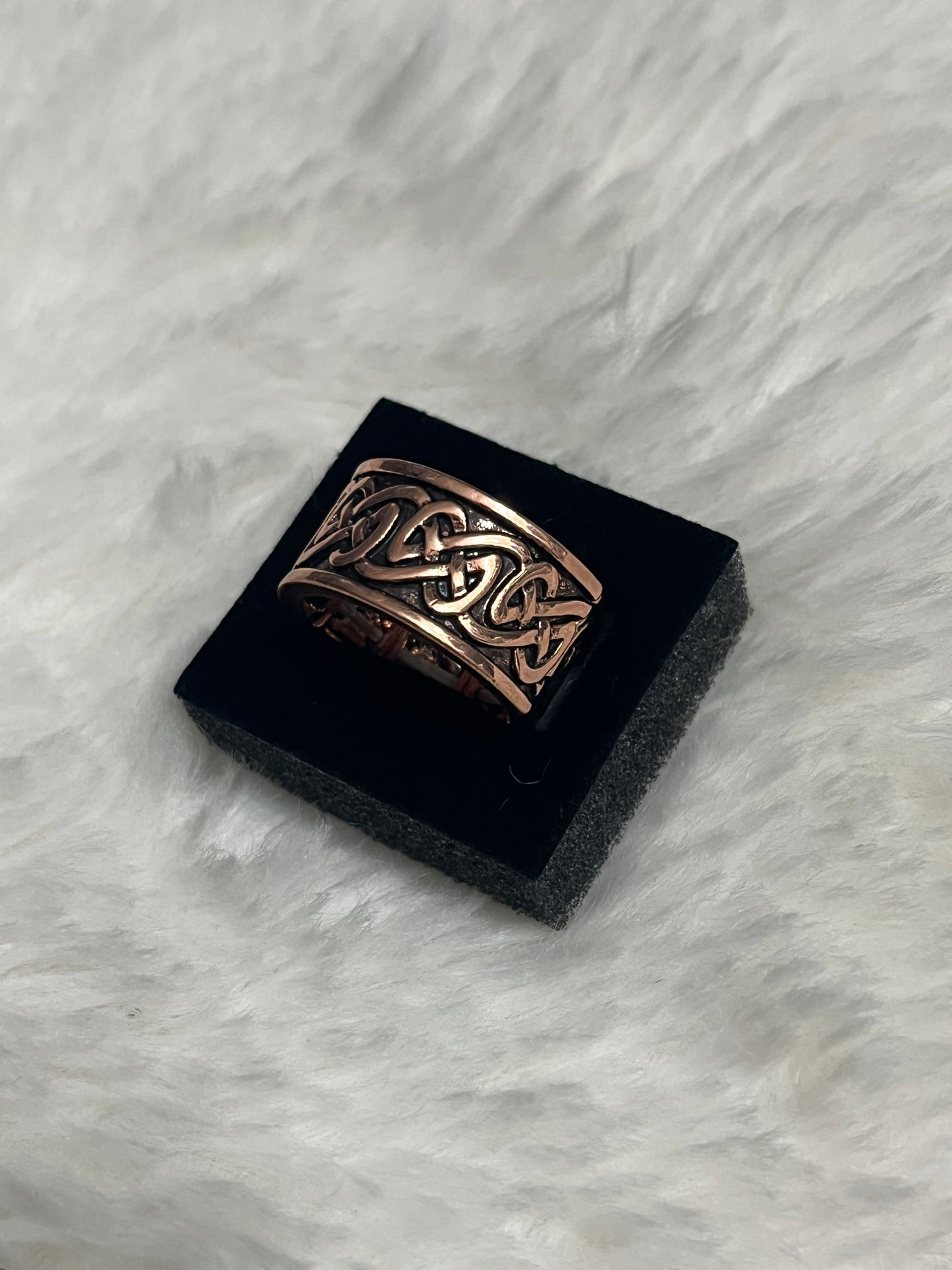 Celtic Knot Paparazzi Ring