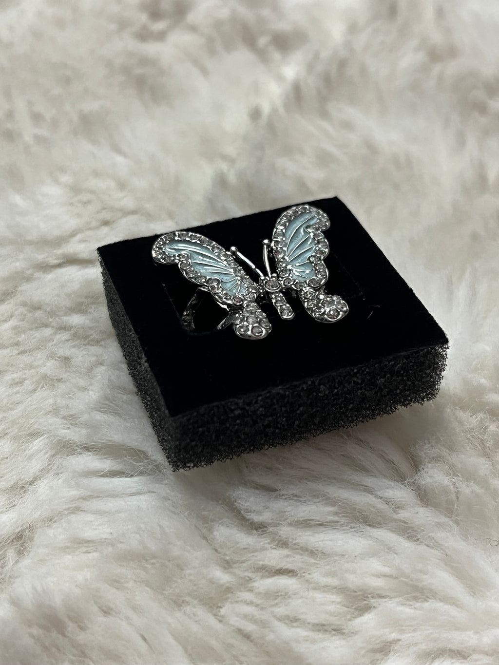 All Good Wings Paparazzi Ring