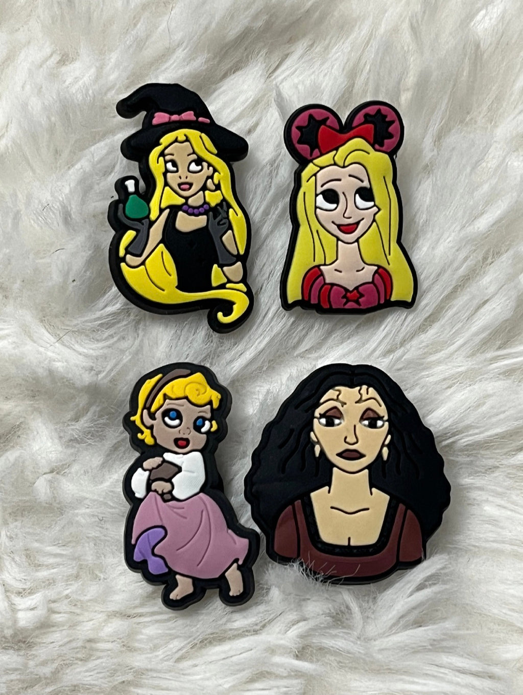 Tangled Shoe Charms