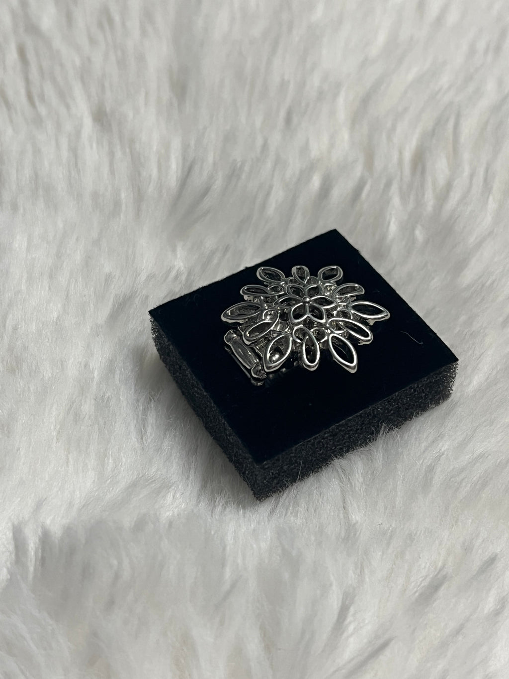 Coastal Chic Paparazzi Ring