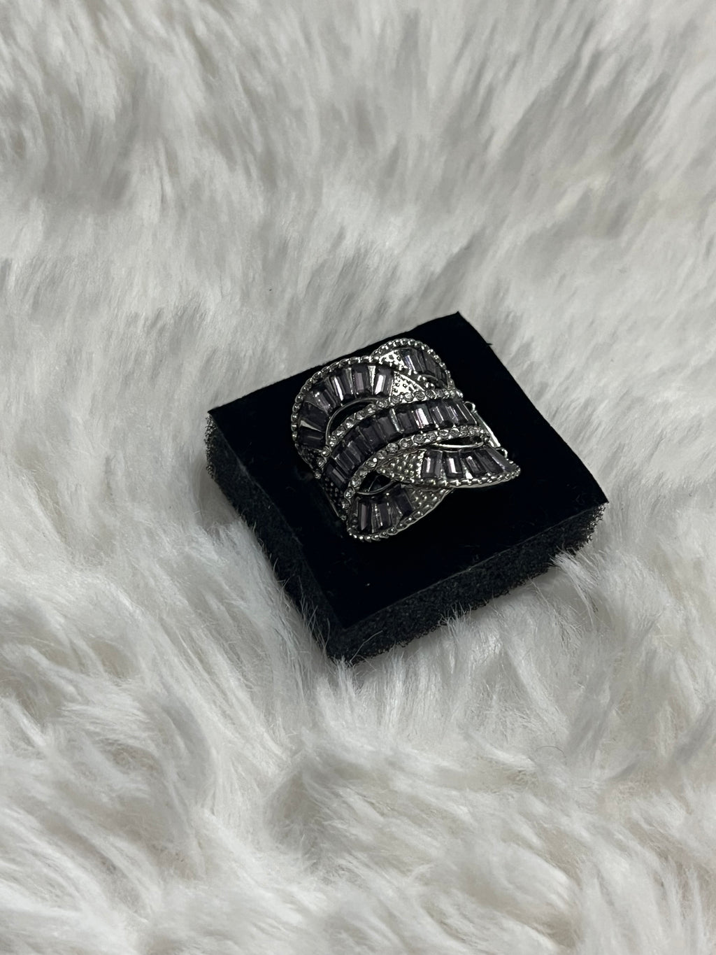 Six Figure Flex Paparazzi Ring