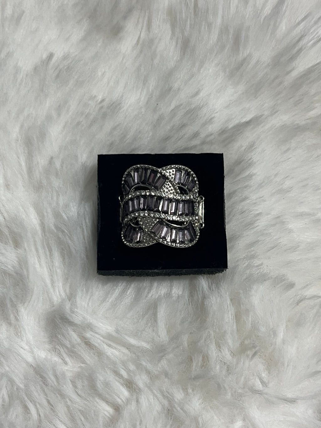 Six Figure Flex Paparazzi Ring