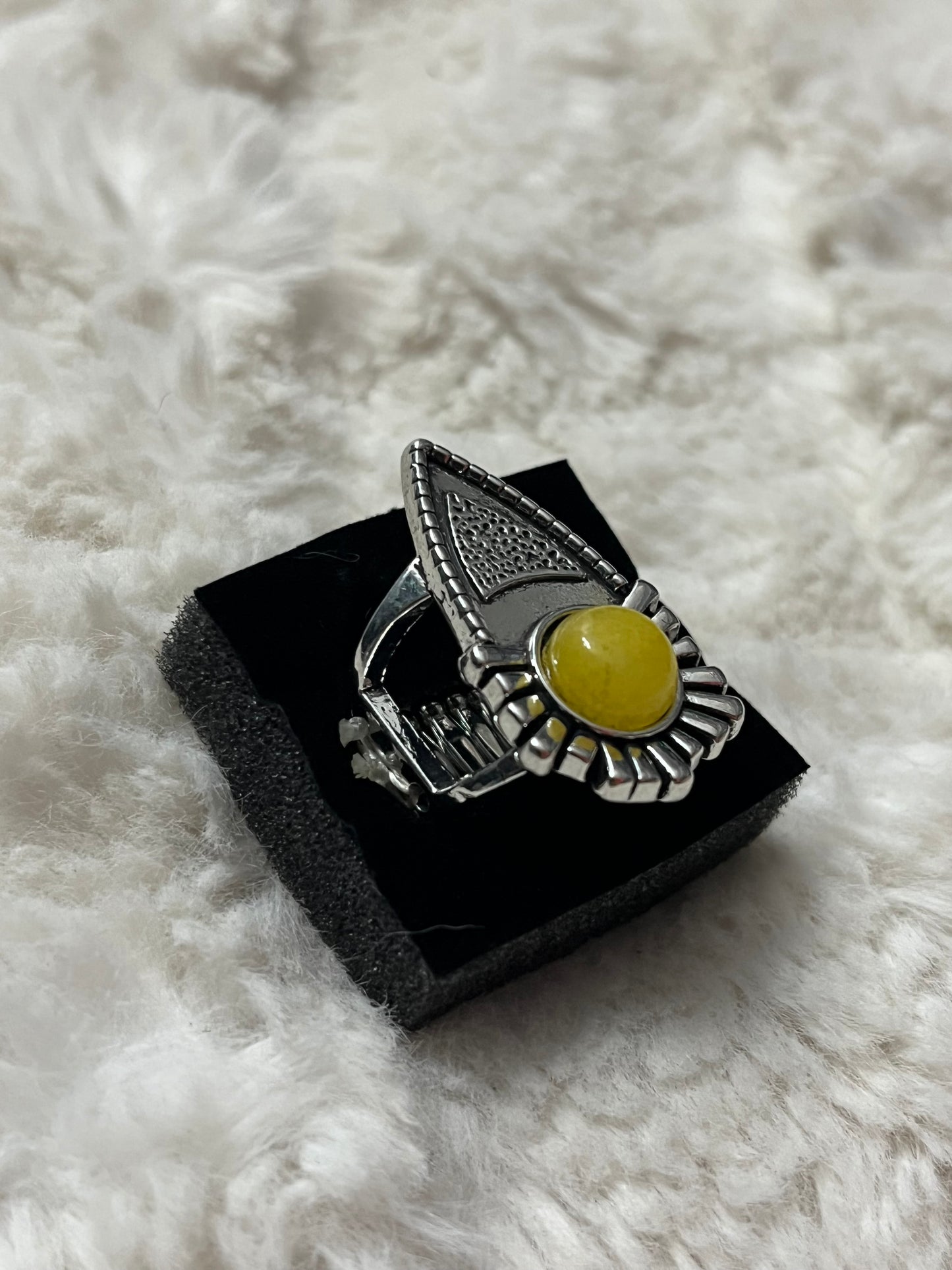 Arrow Paparazzi Ring