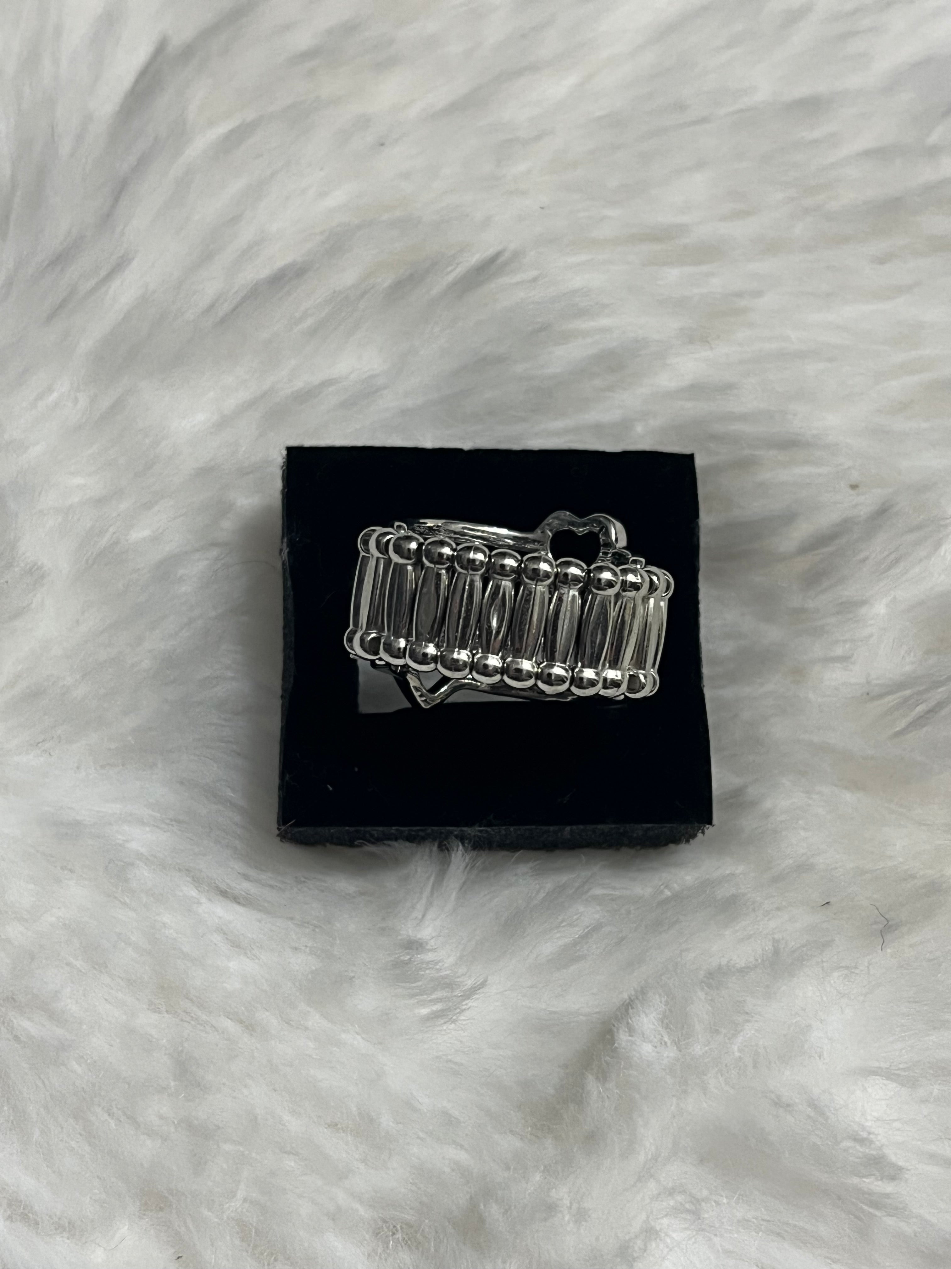 Give Me Amor Ring