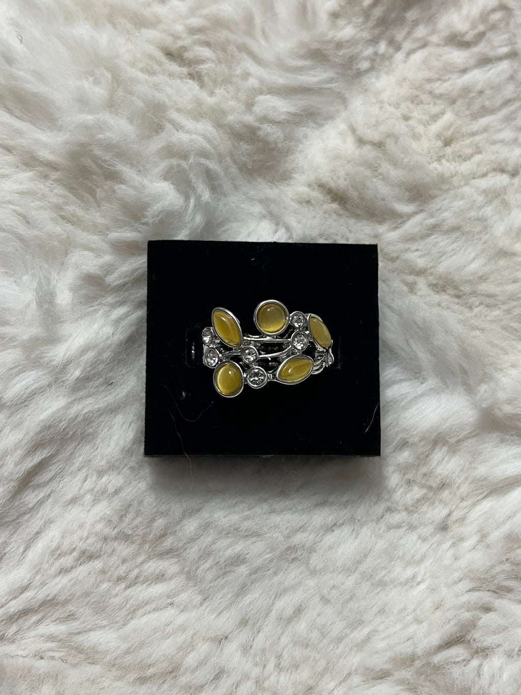 Leafy Luster Paparazzi Ring