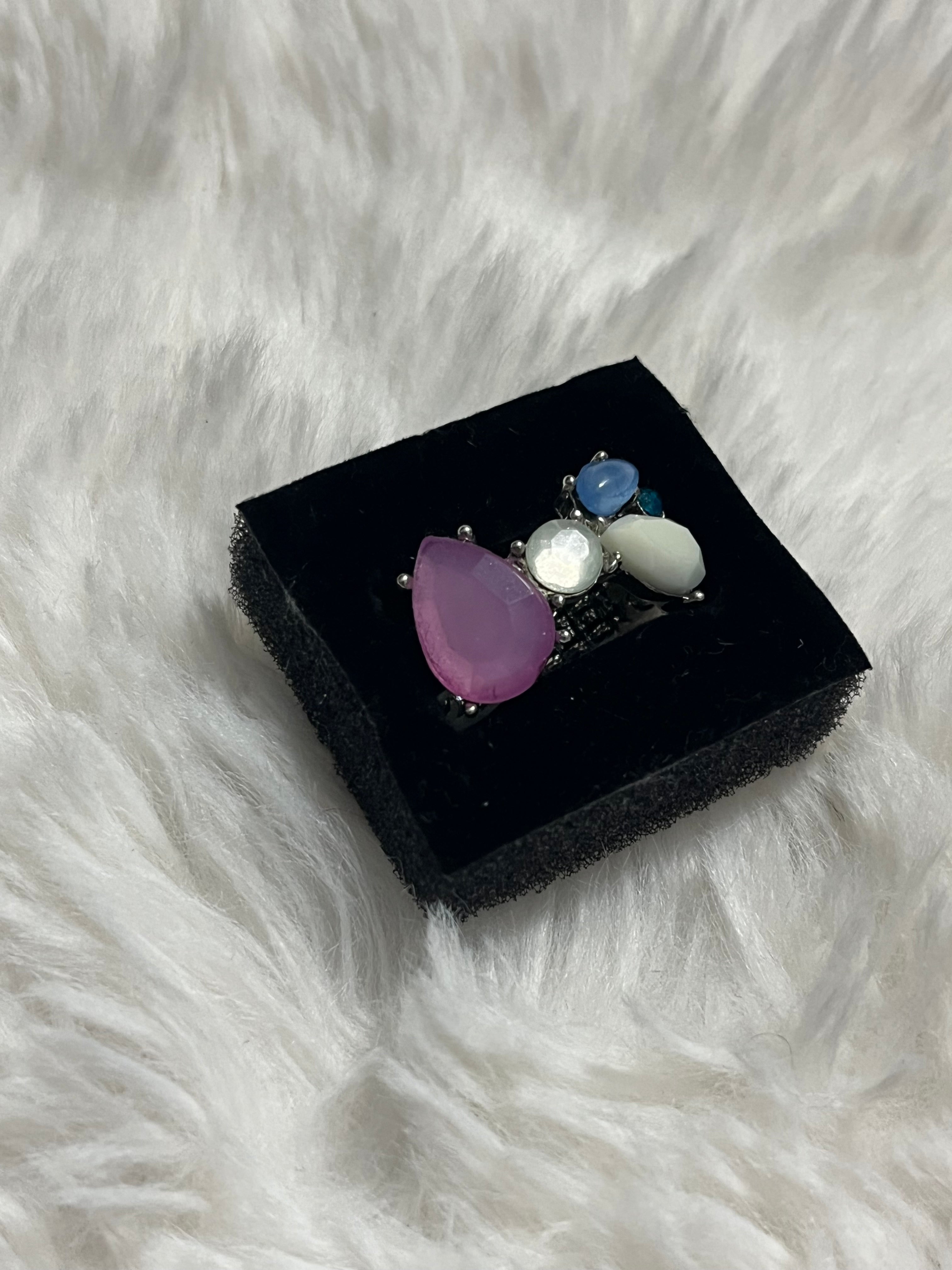 Elaborate Exhibition Paparazzi Ring
