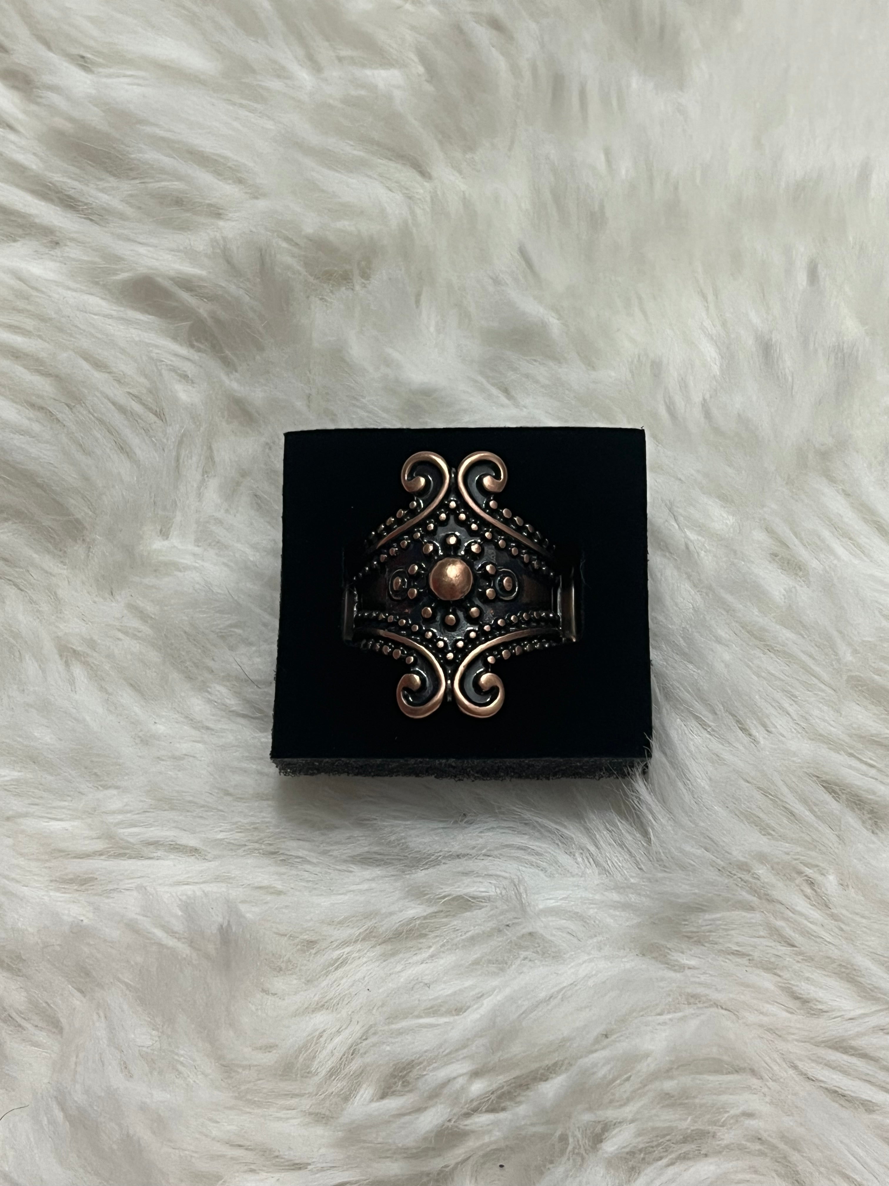Artisan Artifice Paparazzi Ring