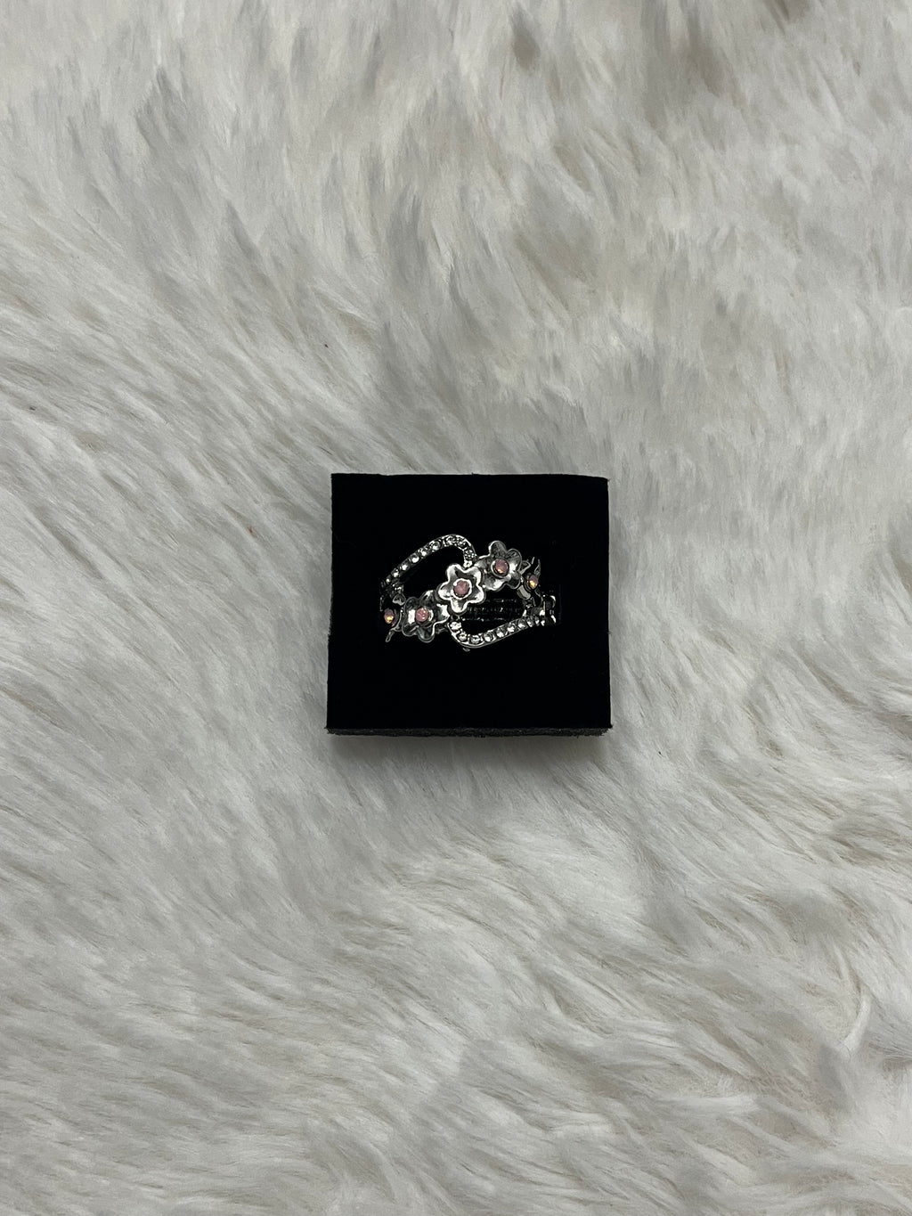 Captivating Corsage Paparazzi Ring
