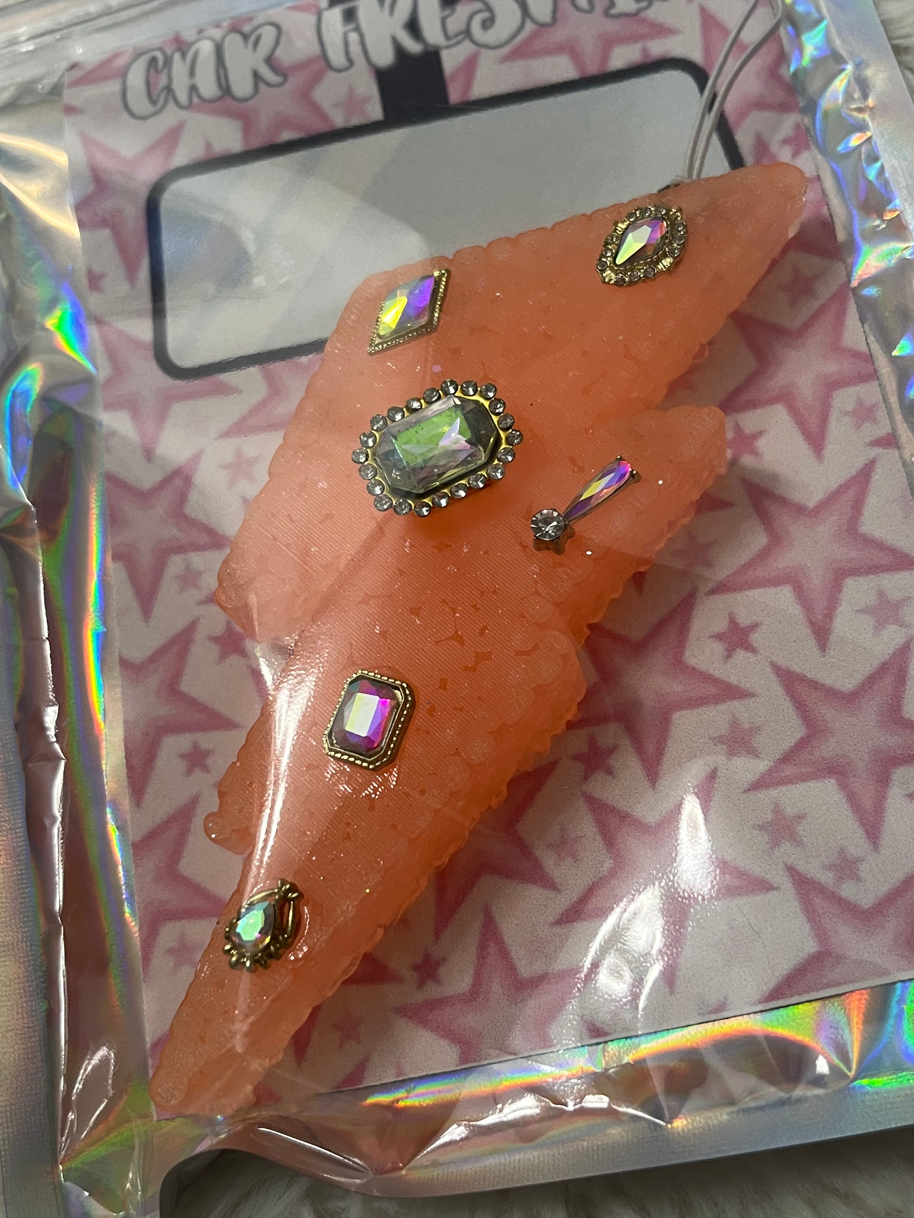 Lightning Bolt Freshie