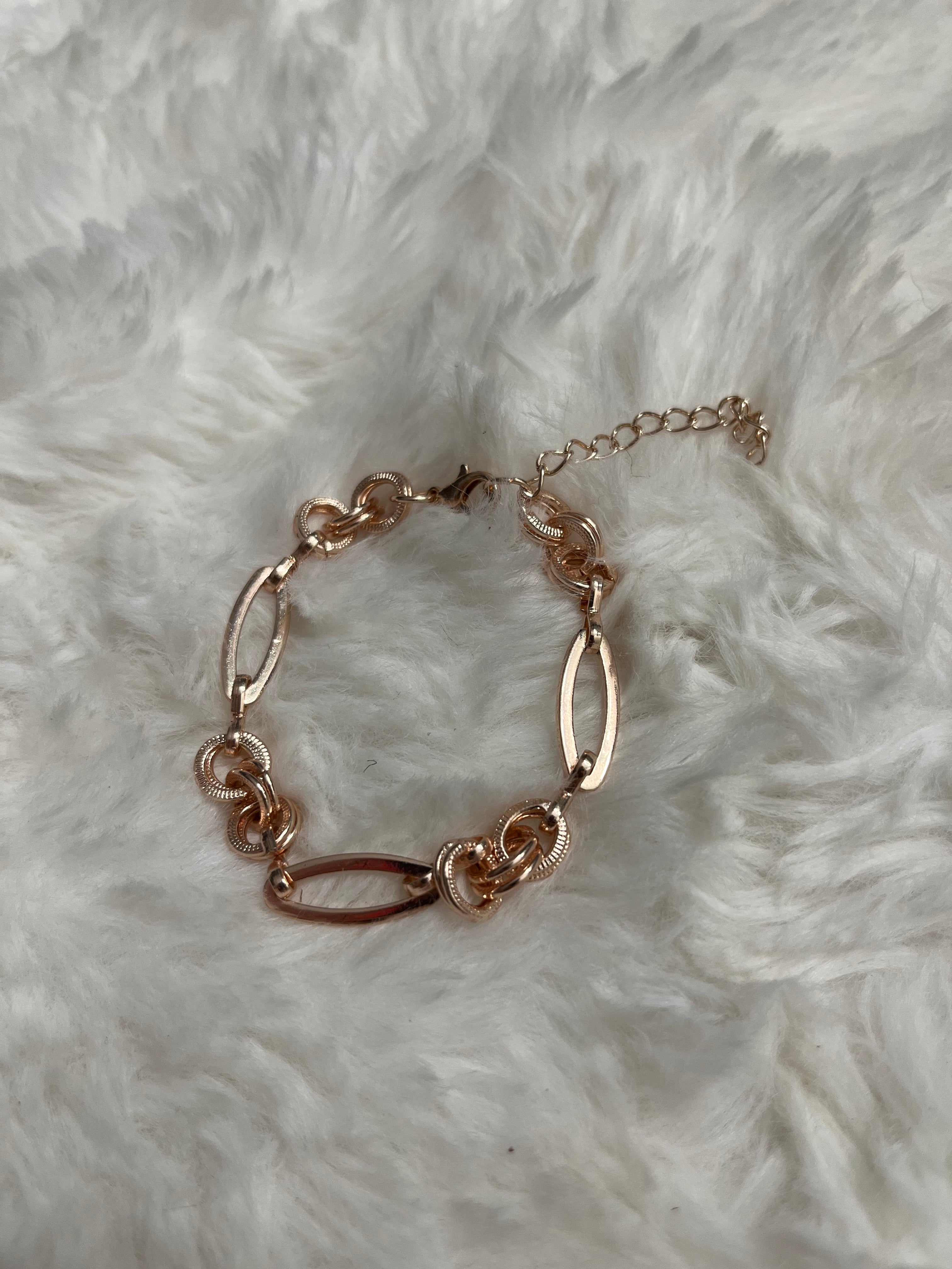 Chic Charmer Paparazzi Bracelet