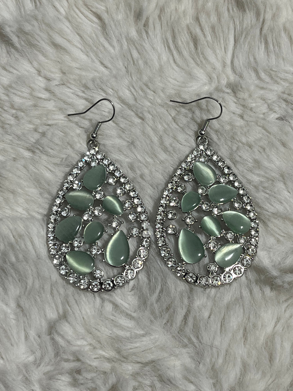Cats Eye Class Paparazzi Earrings
