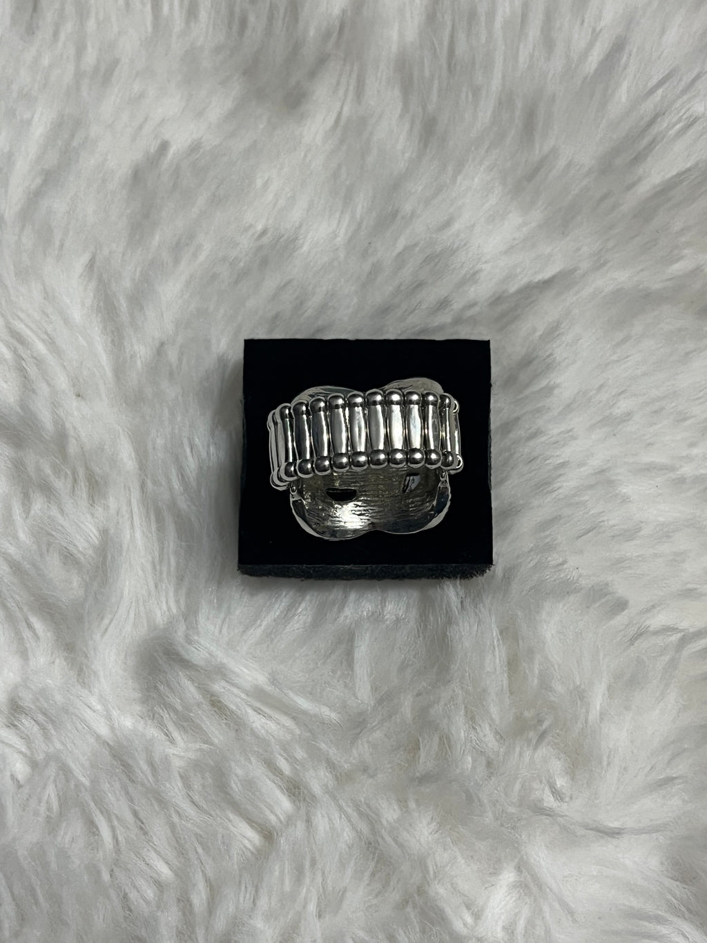 Six Figure Flex Paparazzi Ring