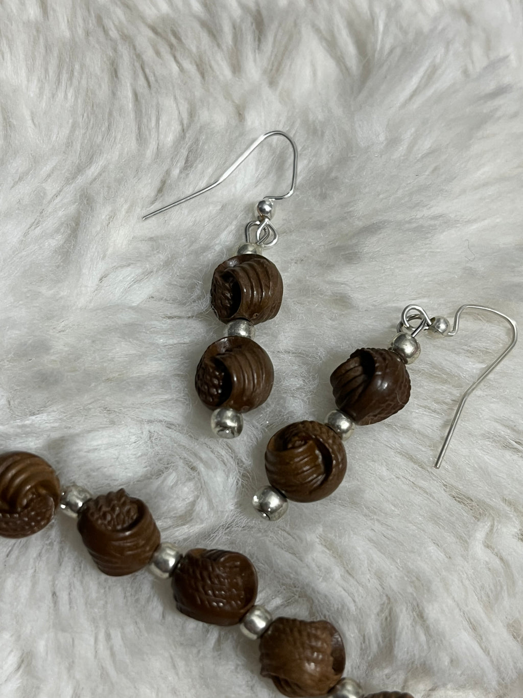 Carved Cocoa Bead Bracelet Set