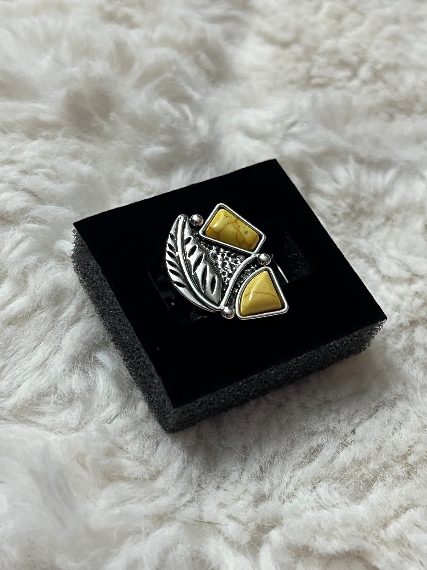 Feather Paparazzi Ring