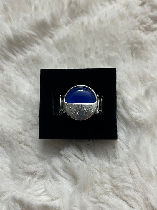 Midnight Horizon Paparazzi Ring