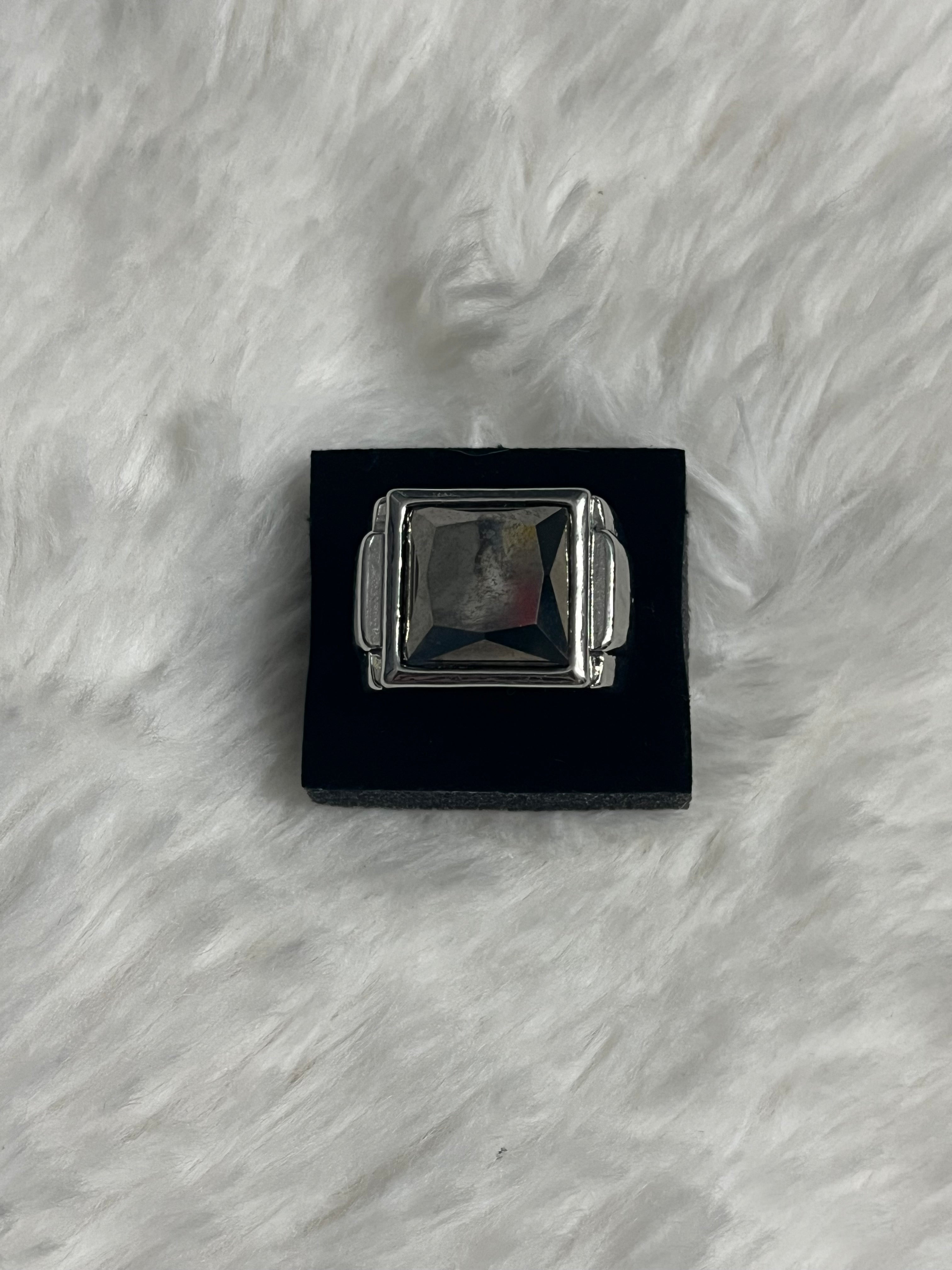 All About the Benjamin Paparazzi Ring