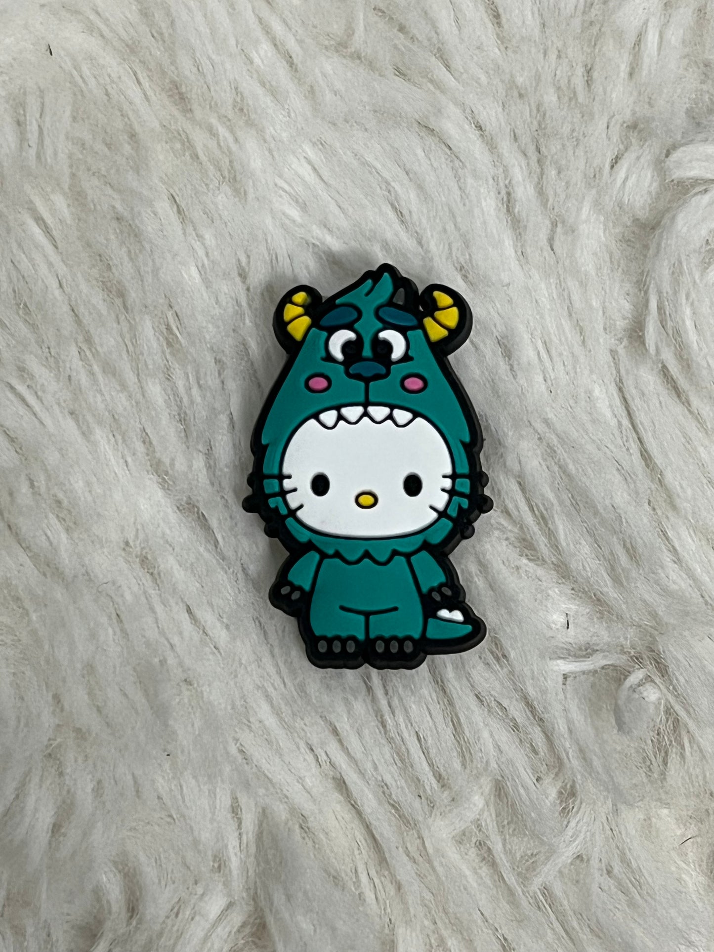 Hello Kitty (Character) Shoe Charms