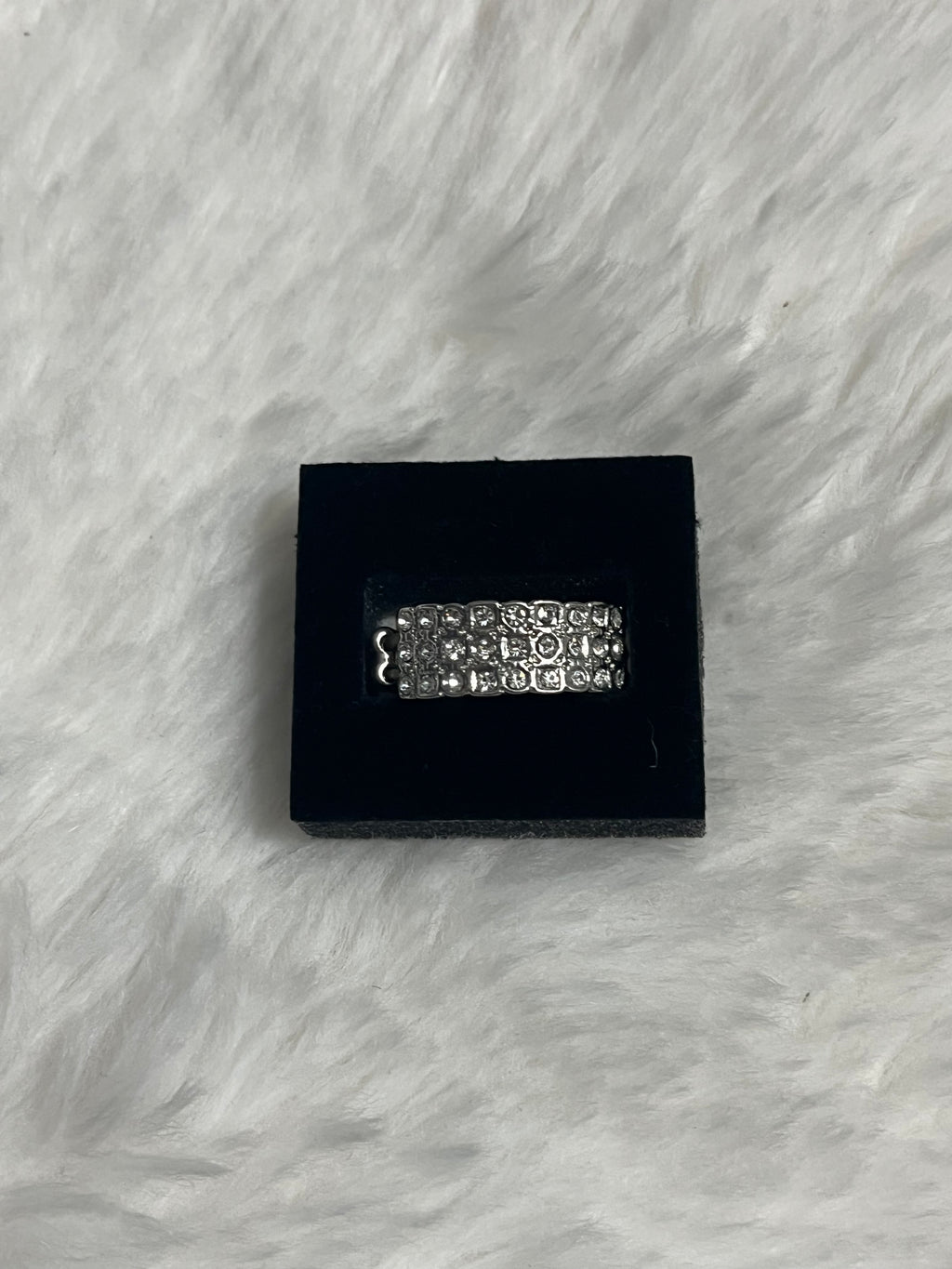 Feeling Fab-YOU-less Paparazzi Ring