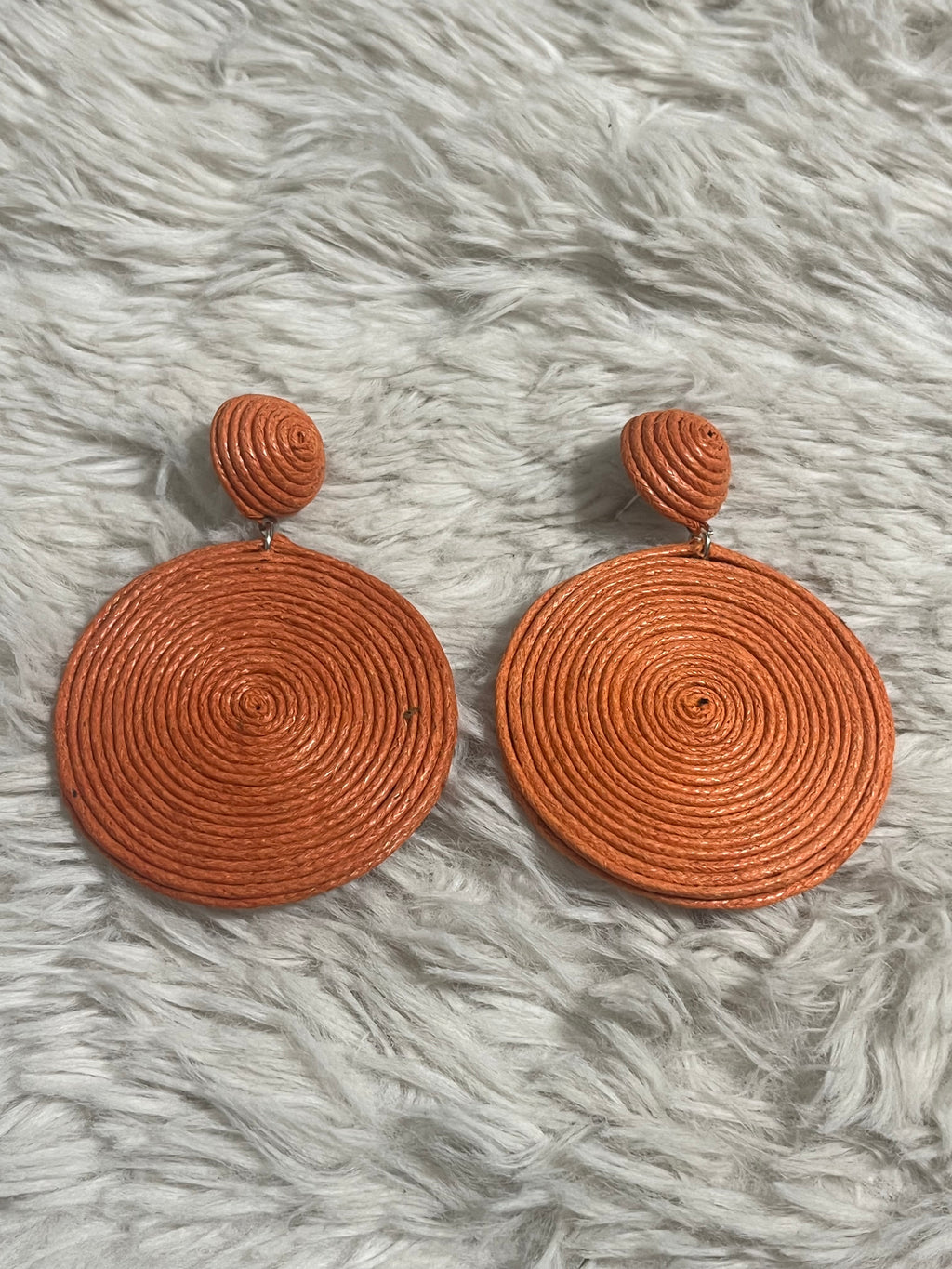 Circulate the Room Paparazzi Earrings