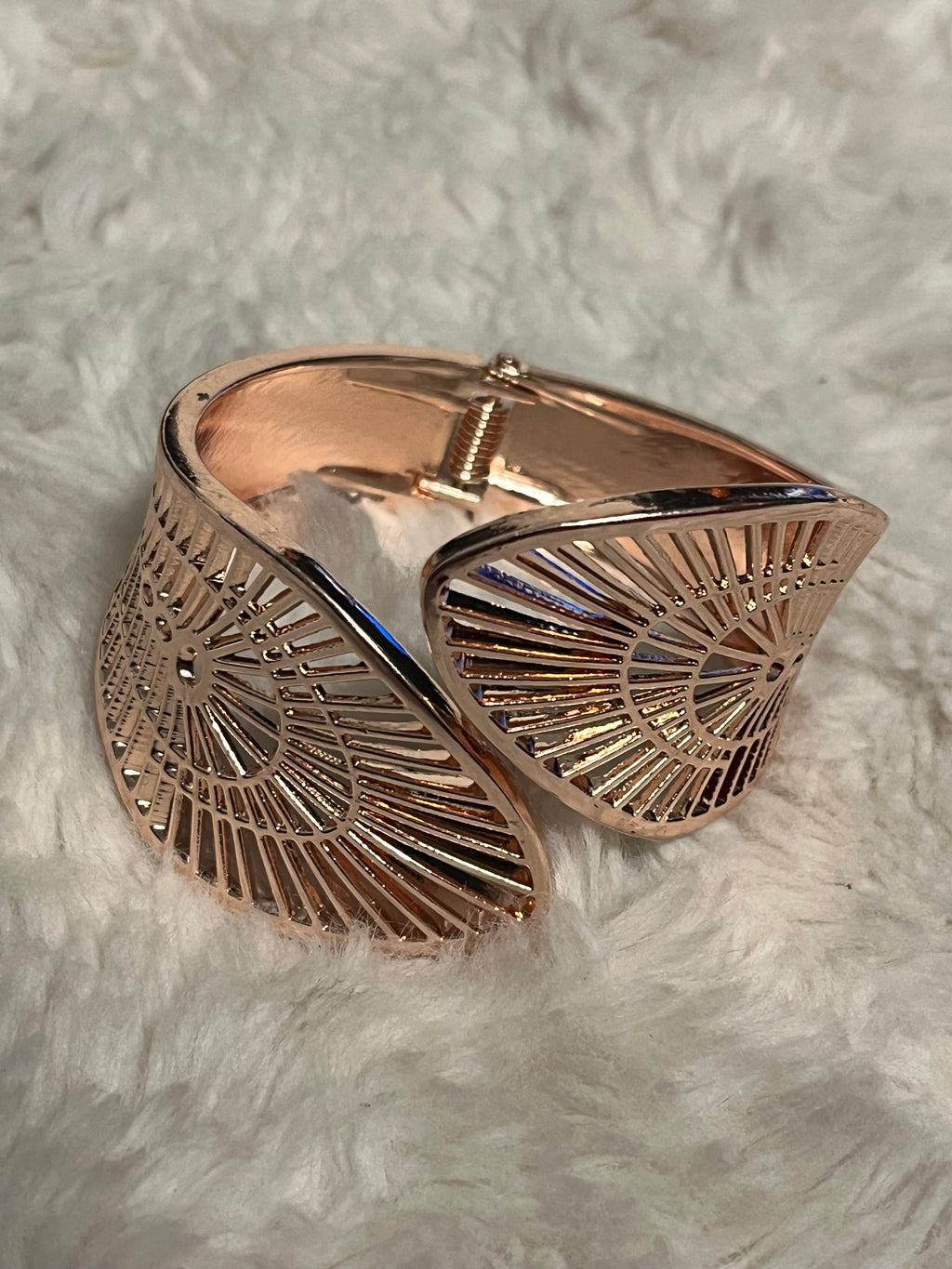 Palatial Palms Paparazzi Cuff