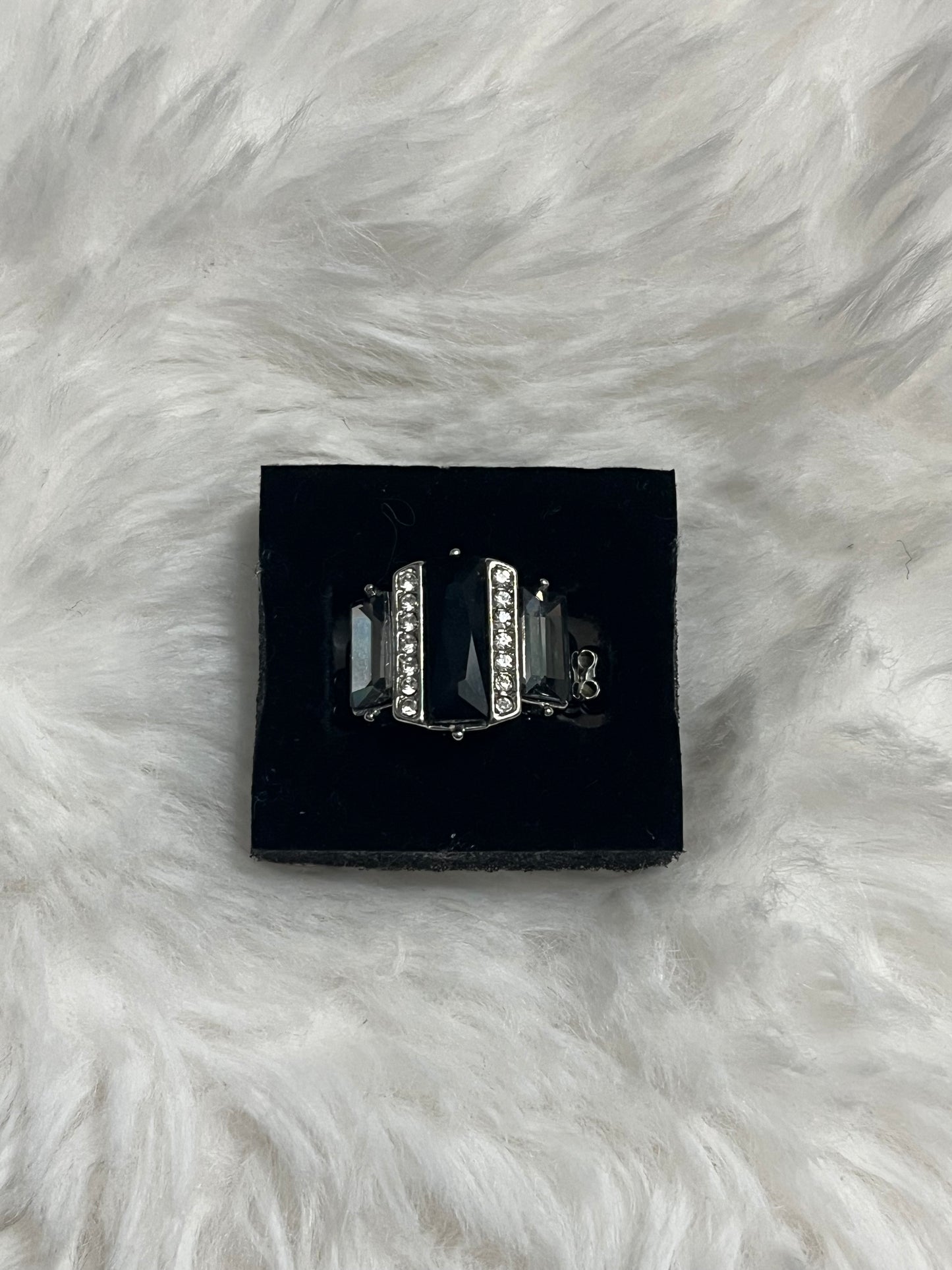 Jeweled Paparazzi Ring