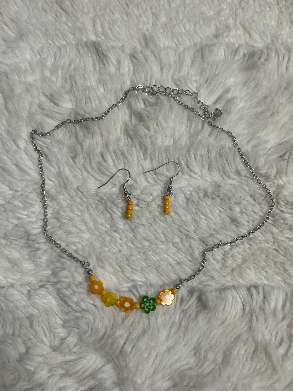 Bouquet We Go Paparazzi Necklace Set
