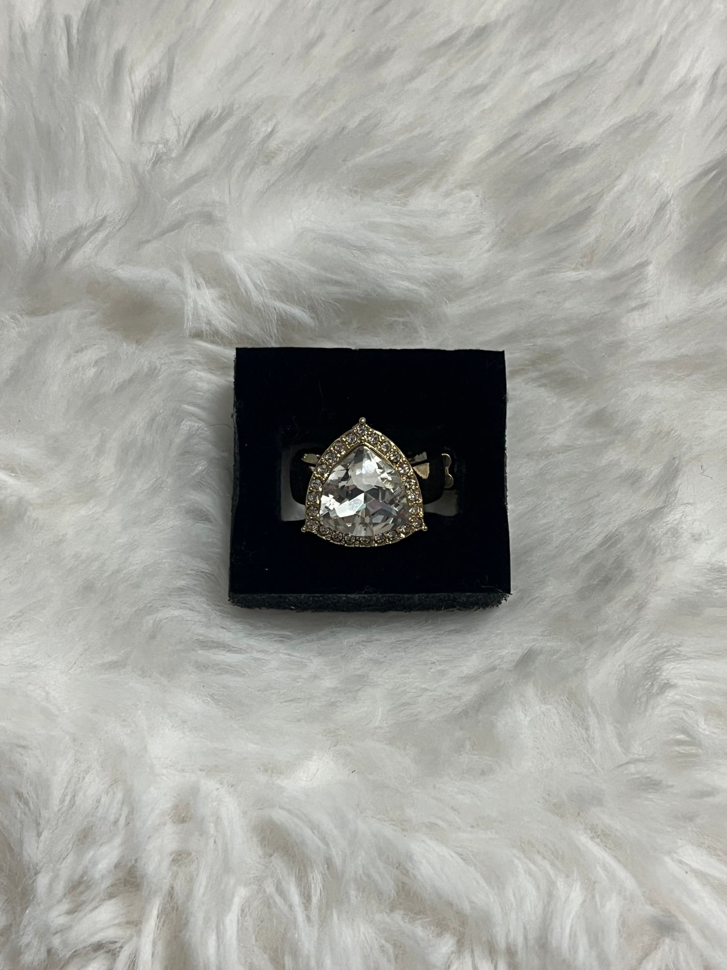 Radiance Teardrop Paparazzi Ring