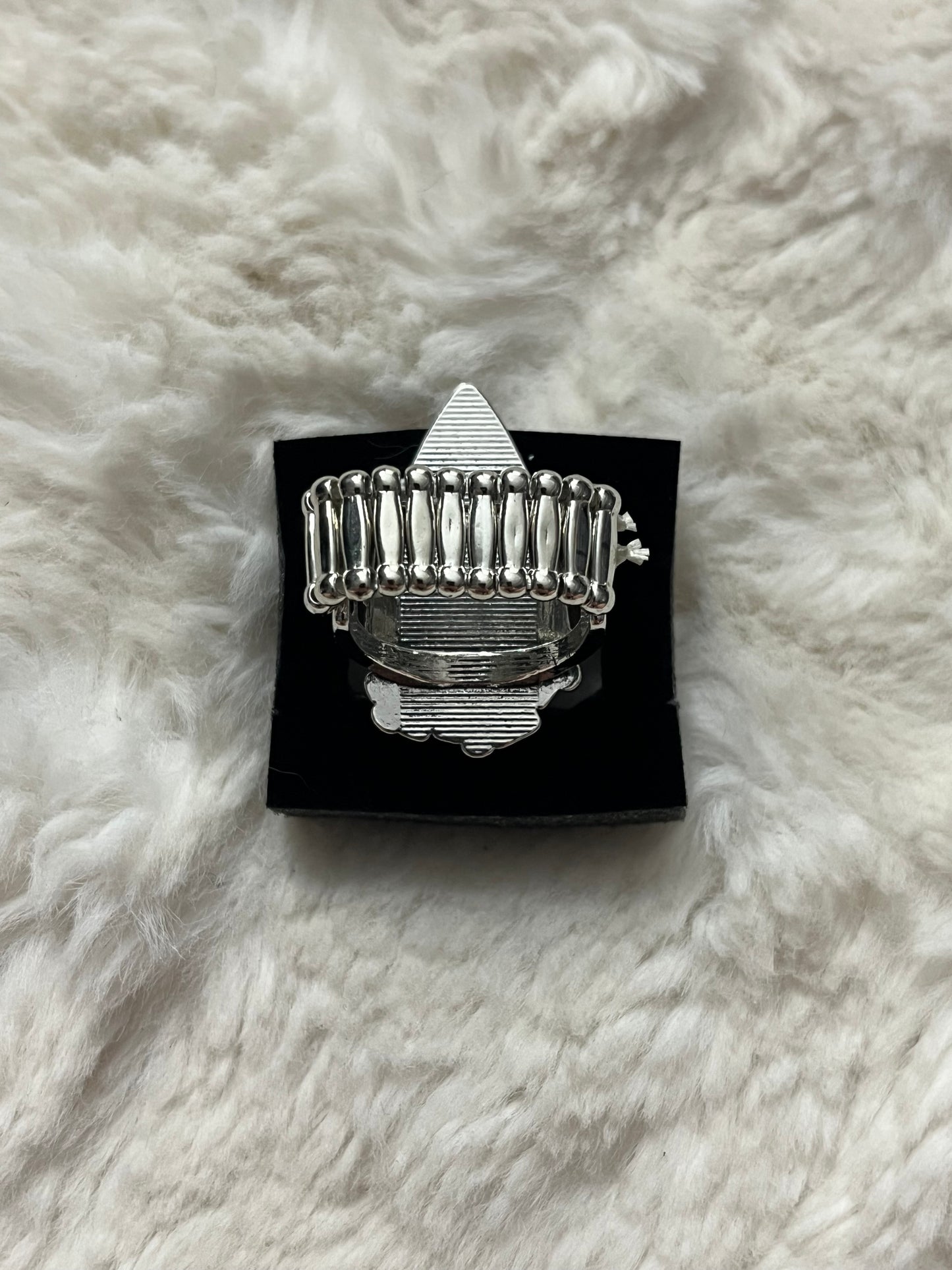 Arrow Paparazzi Ring