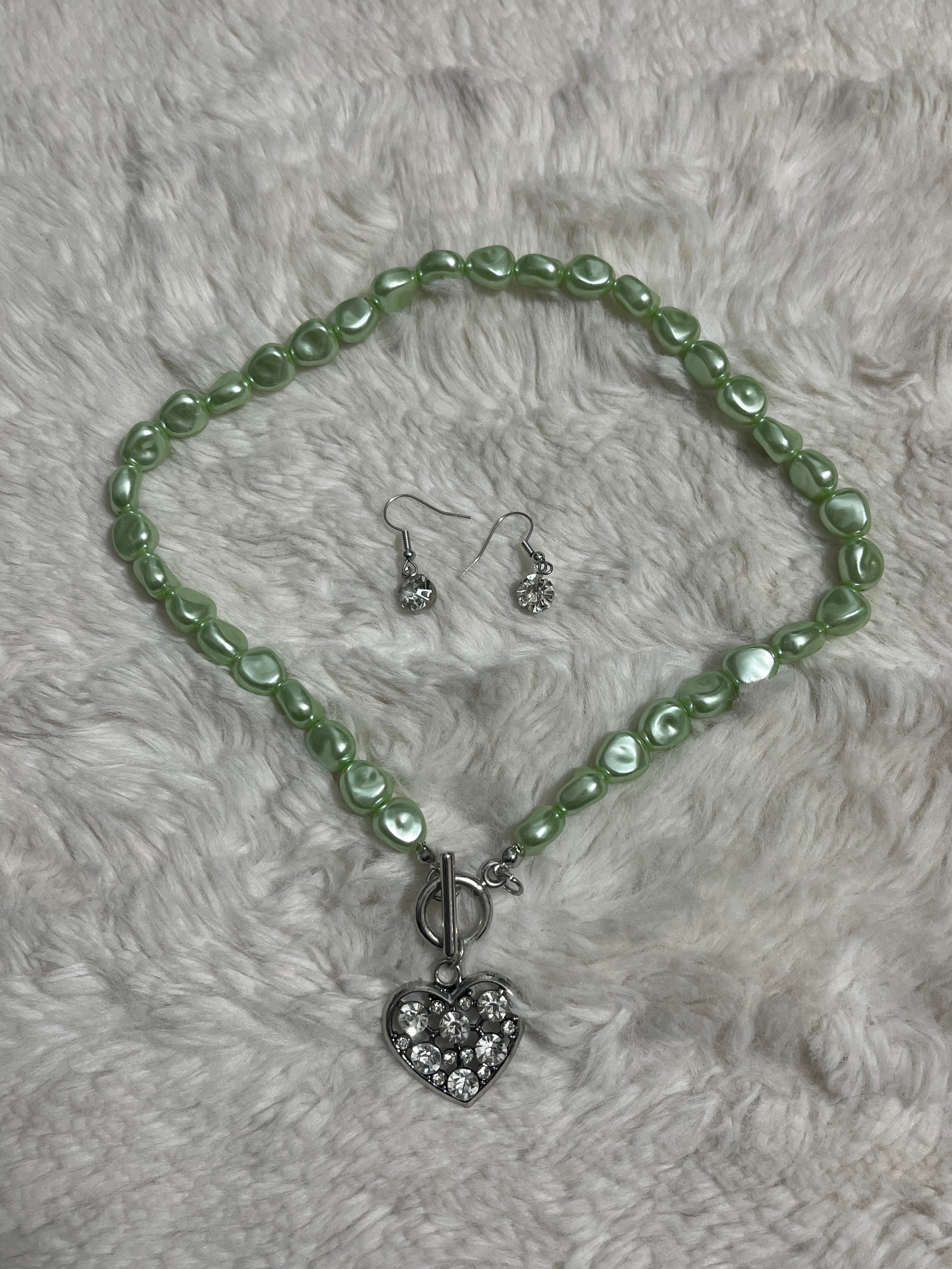 Color Me Smitten Paparazzi Necklace Set