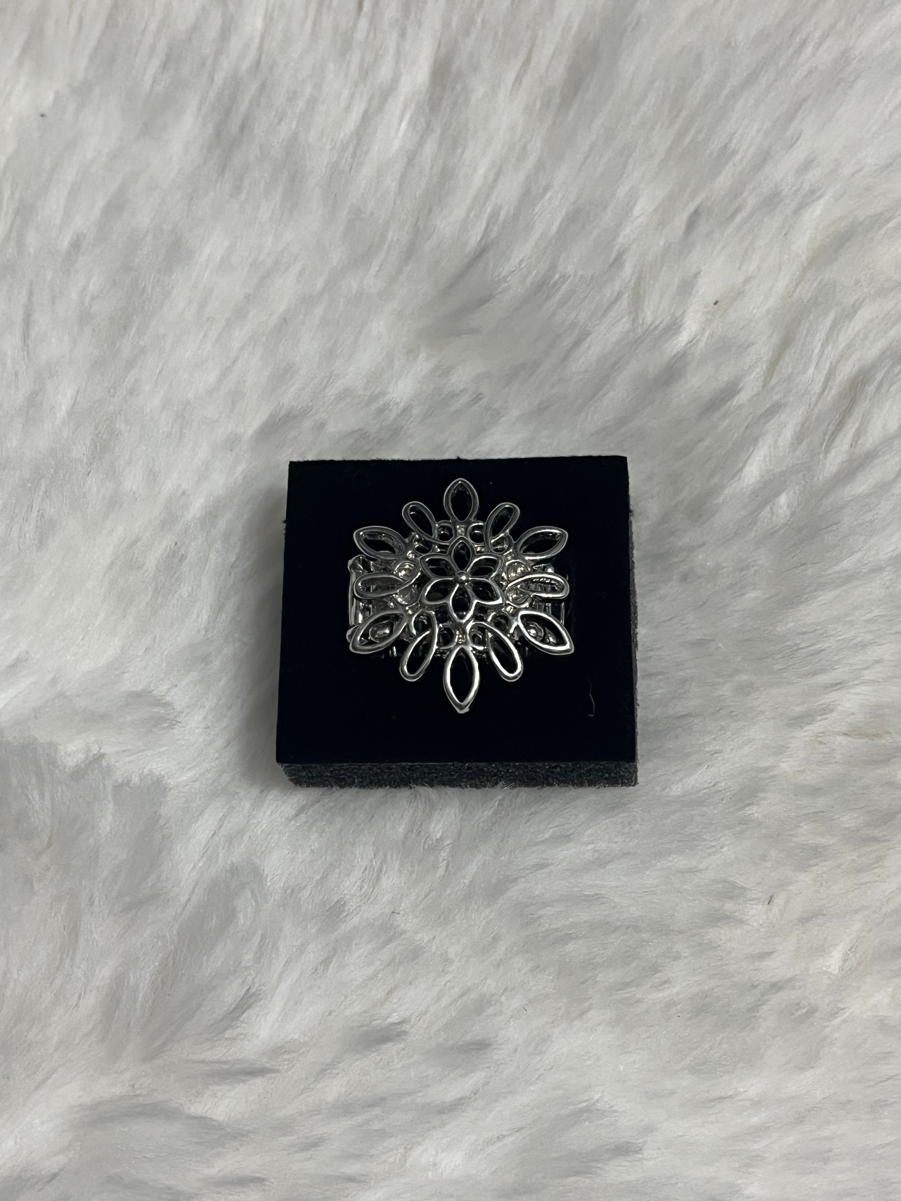 Coastal Chic Paparazzi Ring